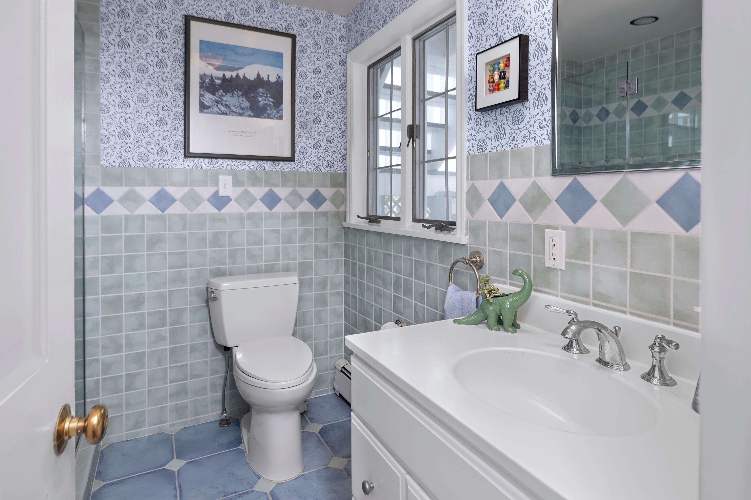  Gracefully Expanded Colonial Home on Picture-Perfect Grounds - 物件實景