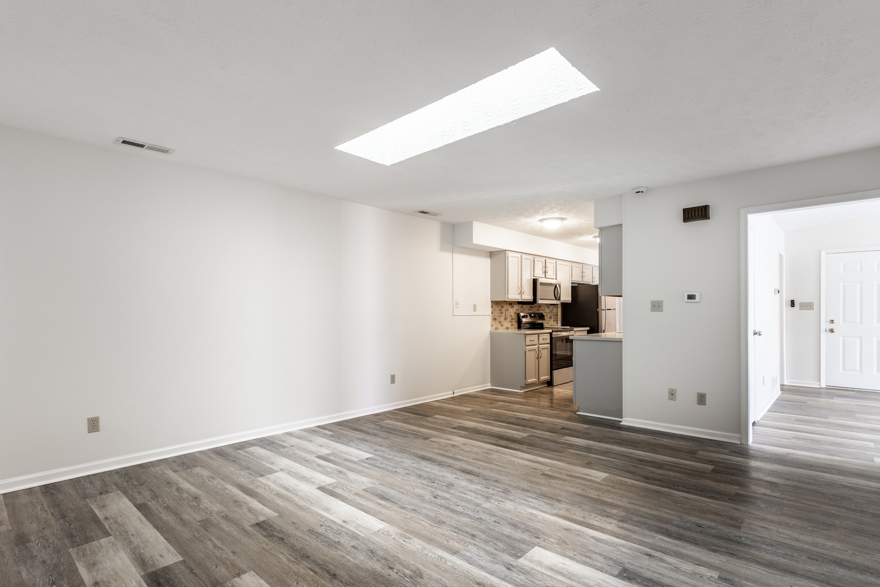  Beautiful Three Bedroom Home in Washington Township - 物件實景