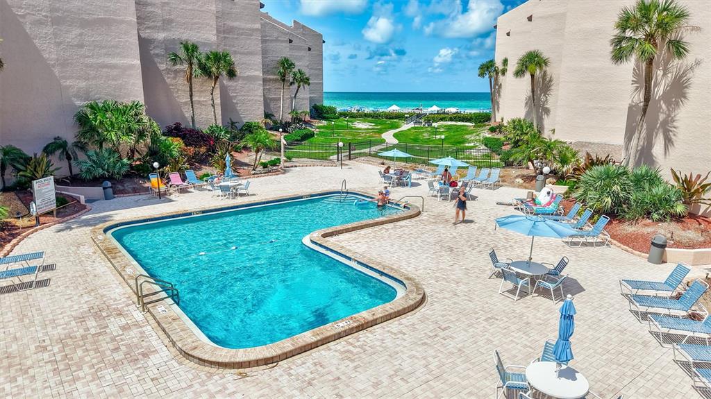 Sarasota, Florida, 34242, United States, 2 Bedrooms Bedrooms, ,2 BathroomsBathrooms,Residential,For Sale,1895415