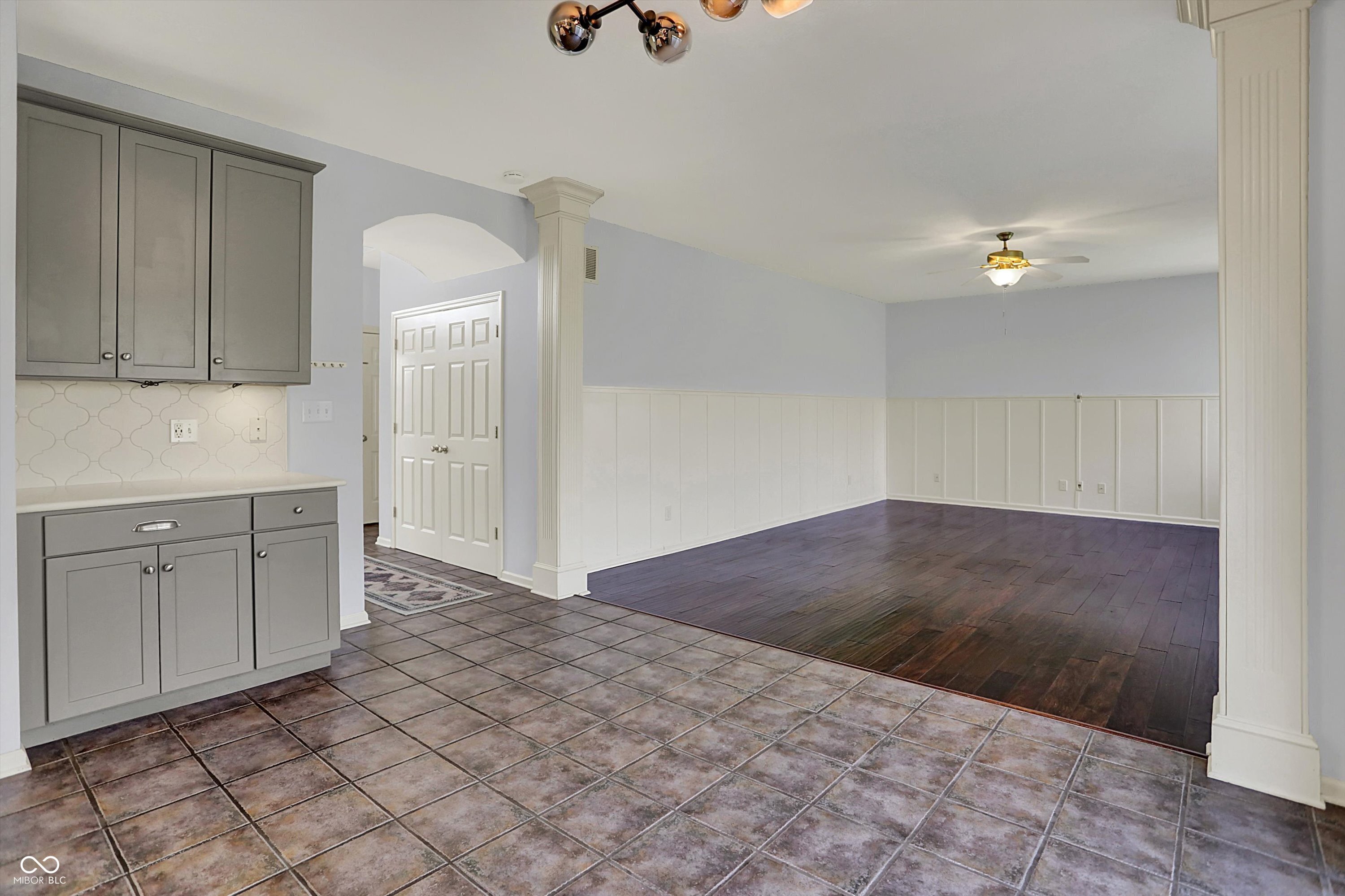 Greenwood, Indiana, 46142, United States, 4 Bedrooms Bedrooms, ,3 BathroomsBathrooms,Residential,For Sale,1921010