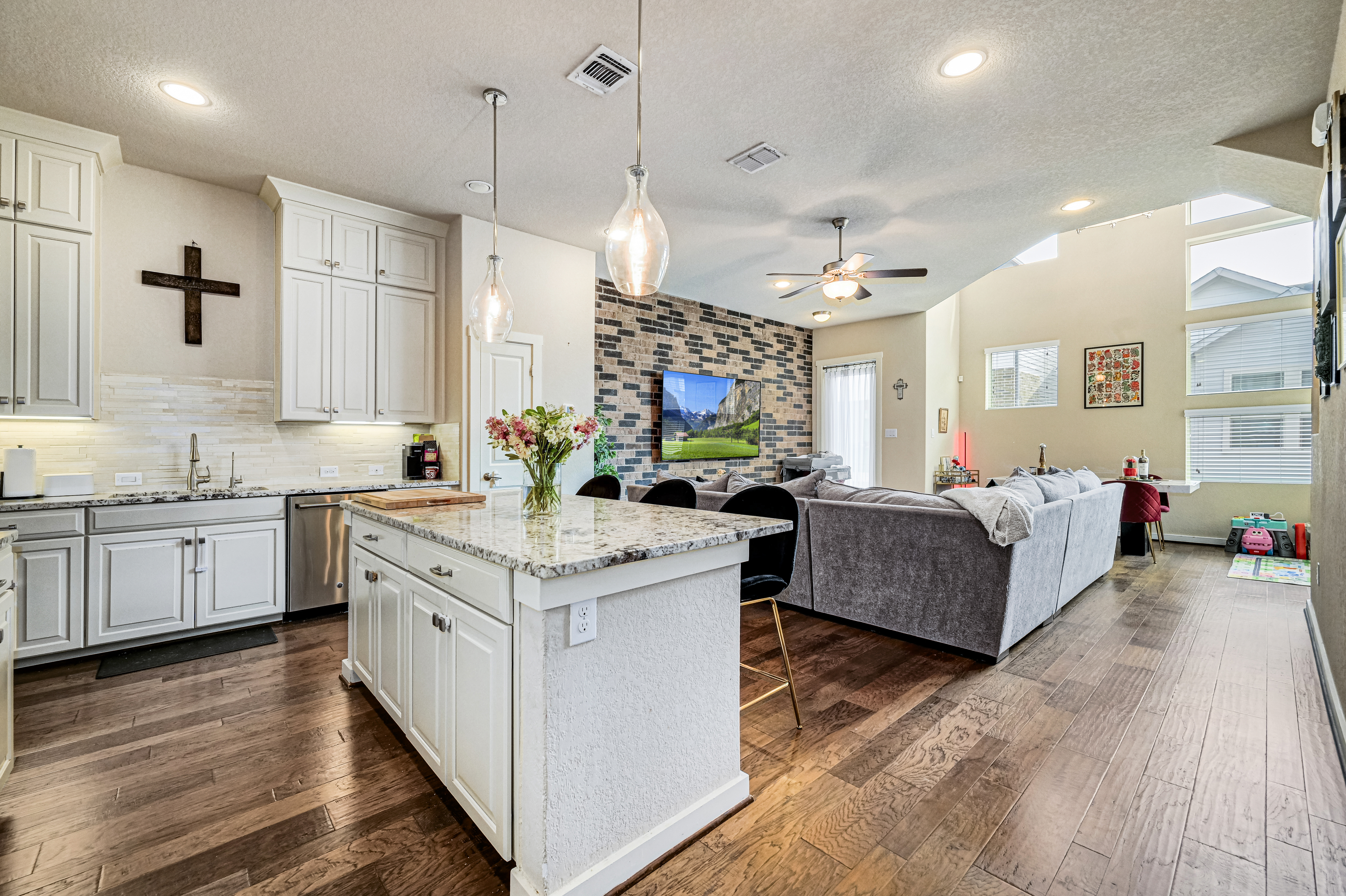  Modern Living, Central Convenience - 物件實景