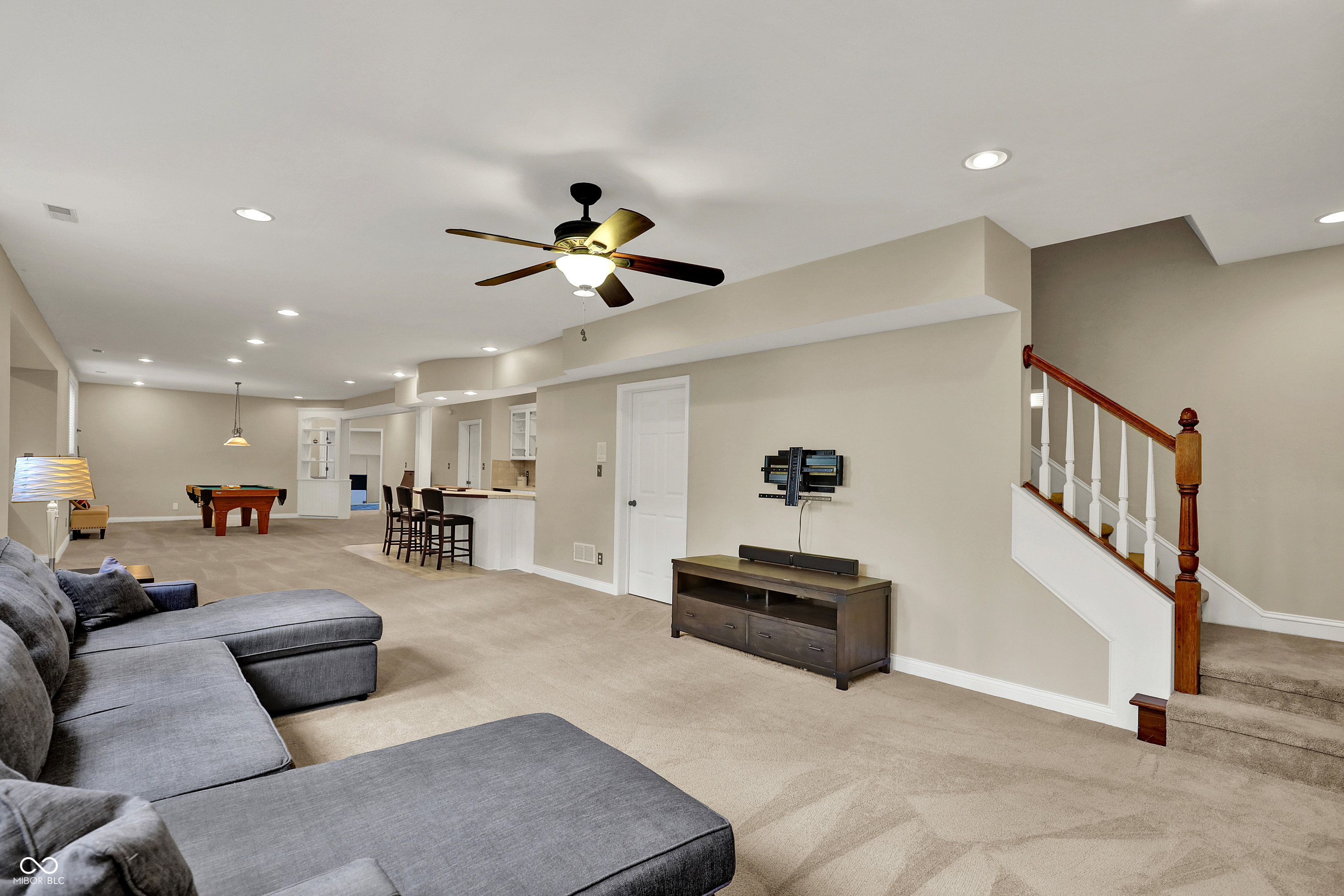 Zionsville, Indiana, 46077, United States, 5 Bedrooms Bedrooms, ,5 BathroomsBathrooms,Residential,For Sale,1978641