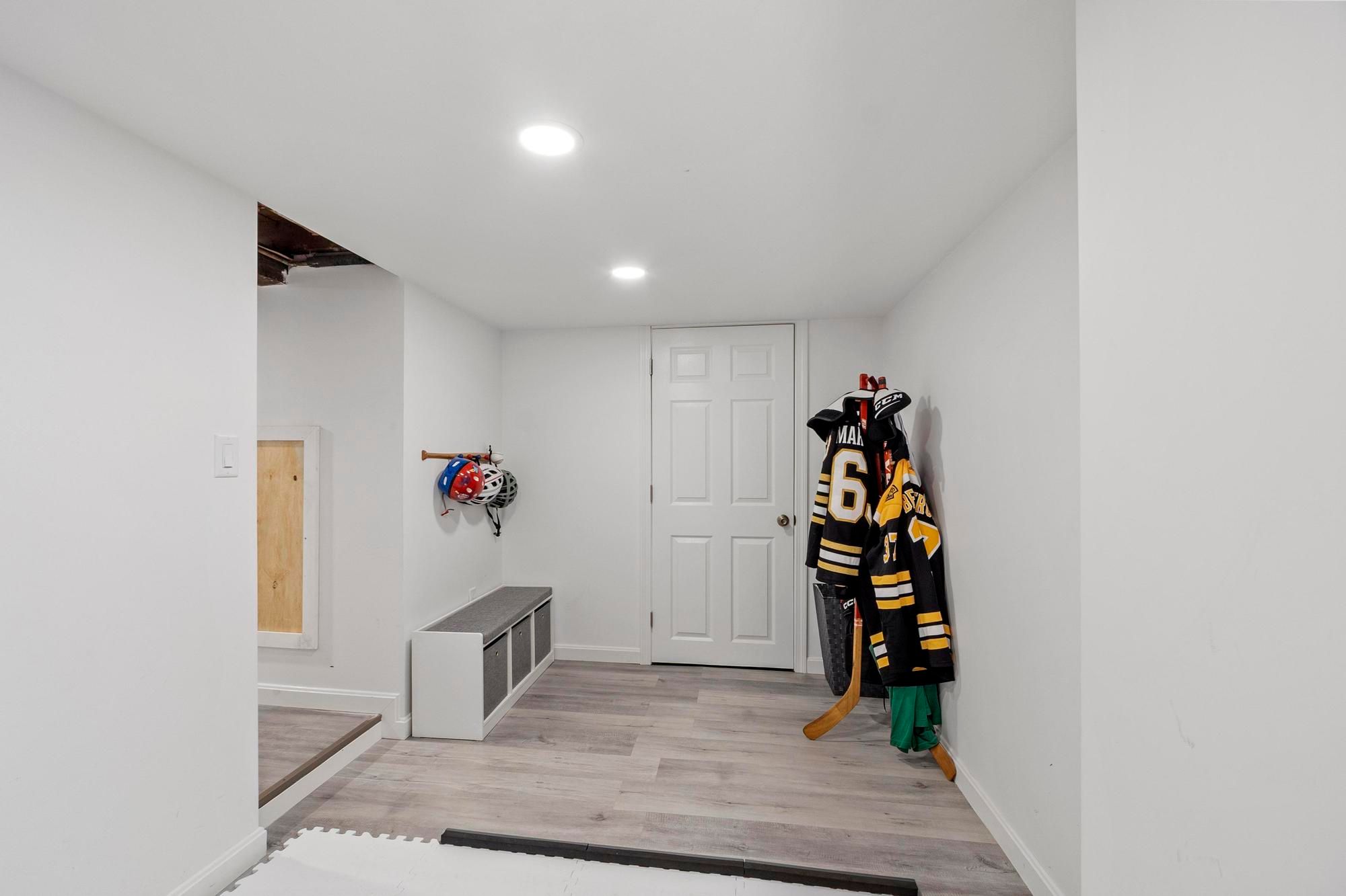  172 High Street, Chelmsford, MA, 01824 - 物件實景