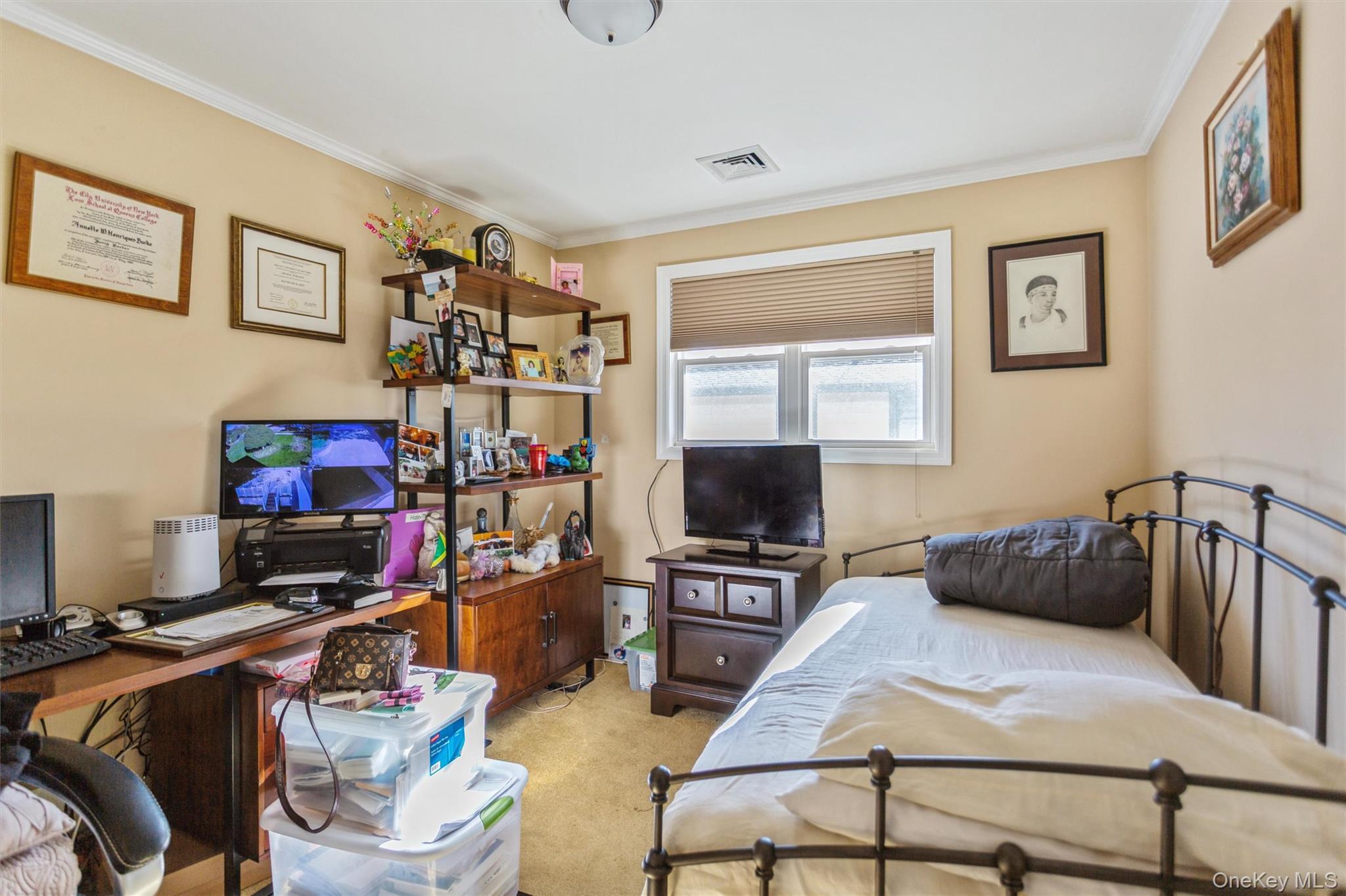 Jericho, New York, 11590, United States, 3 Bedrooms Bedrooms, ,3 BathroomsBathrooms,Residential,For Sale,1960568