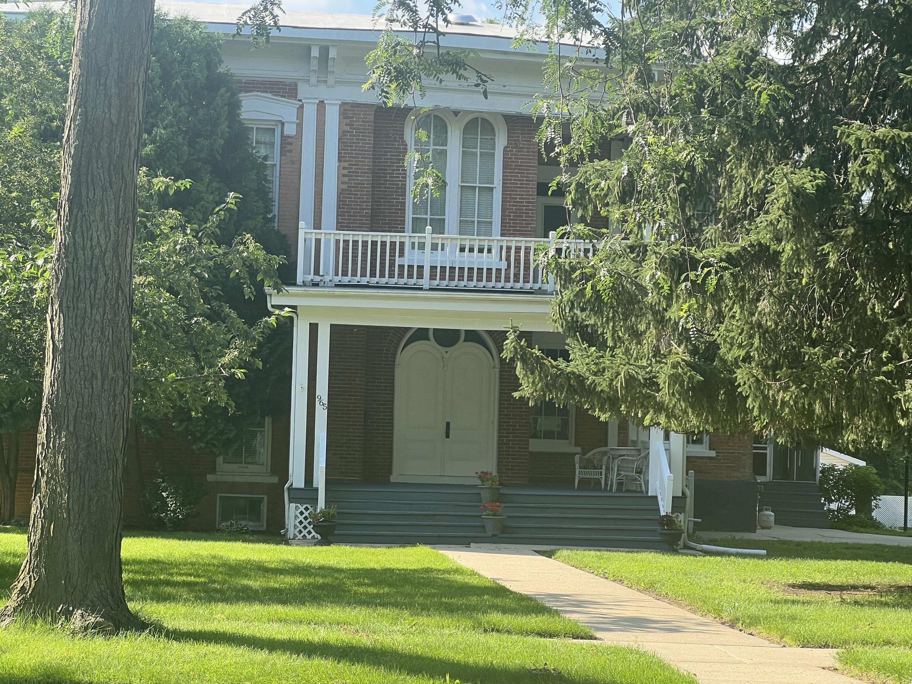 Delavan, Wisconsin, 53115, United States, 8 Bedrooms Bedrooms, ,8 BathroomsBathrooms,Residential,For Sale,1898079