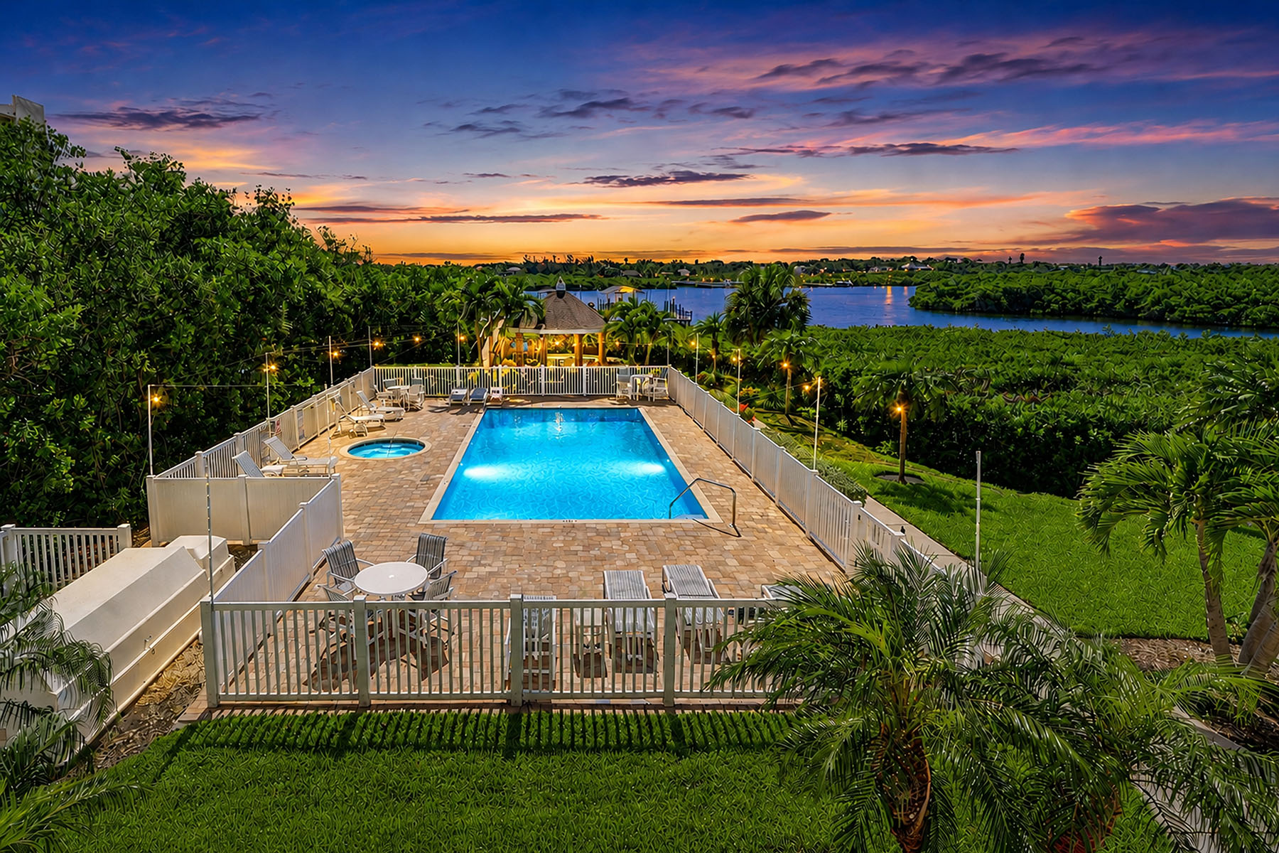  DOLPHIN KEY CONDO - 物件實景