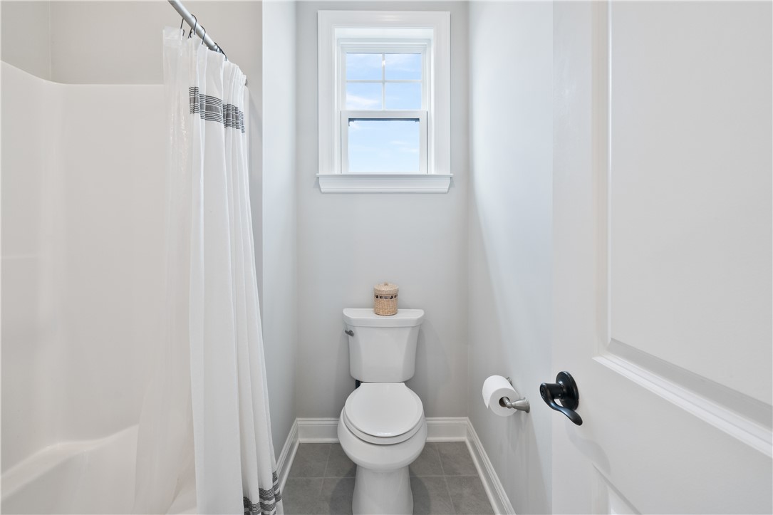 North Strabane, Pennsylvania, 15330, United States, 4 Bedrooms Bedrooms, ,4 BathroomsBathrooms,Residential,For Sale,1940501