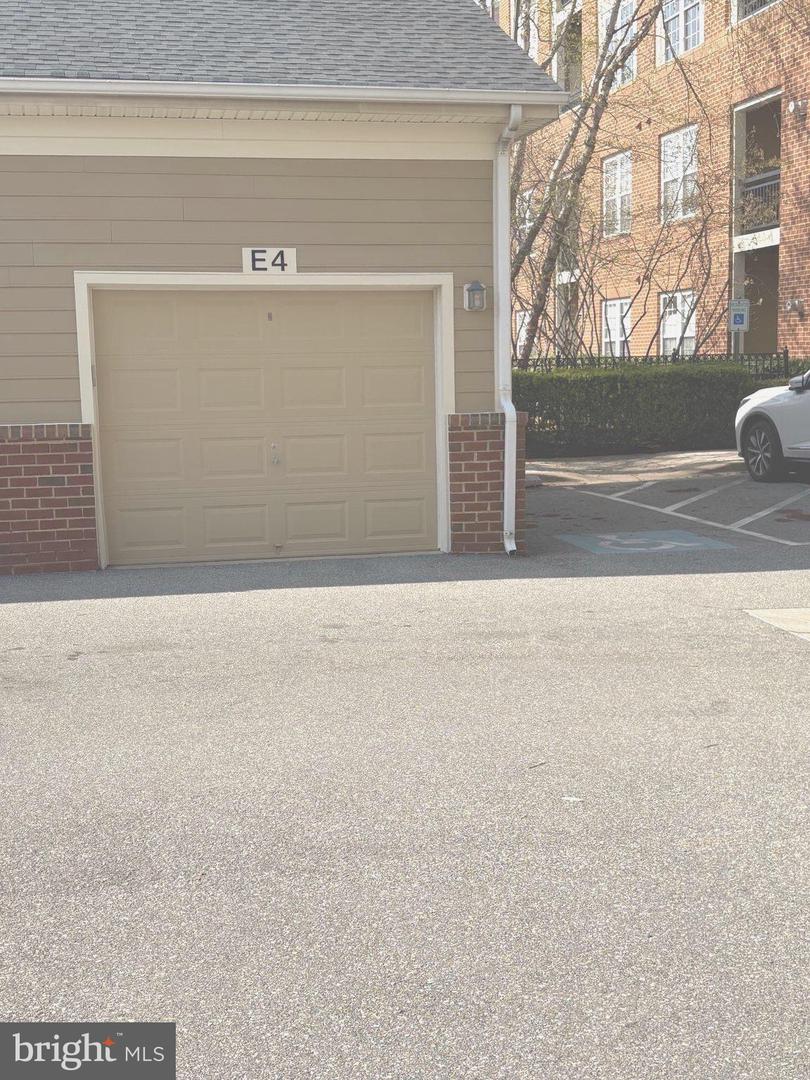 Rockville, Maryland, 20850, United States, 2 Bedrooms Bedrooms, ,2 BathroomsBathrooms,Residential,For Sale,1859700