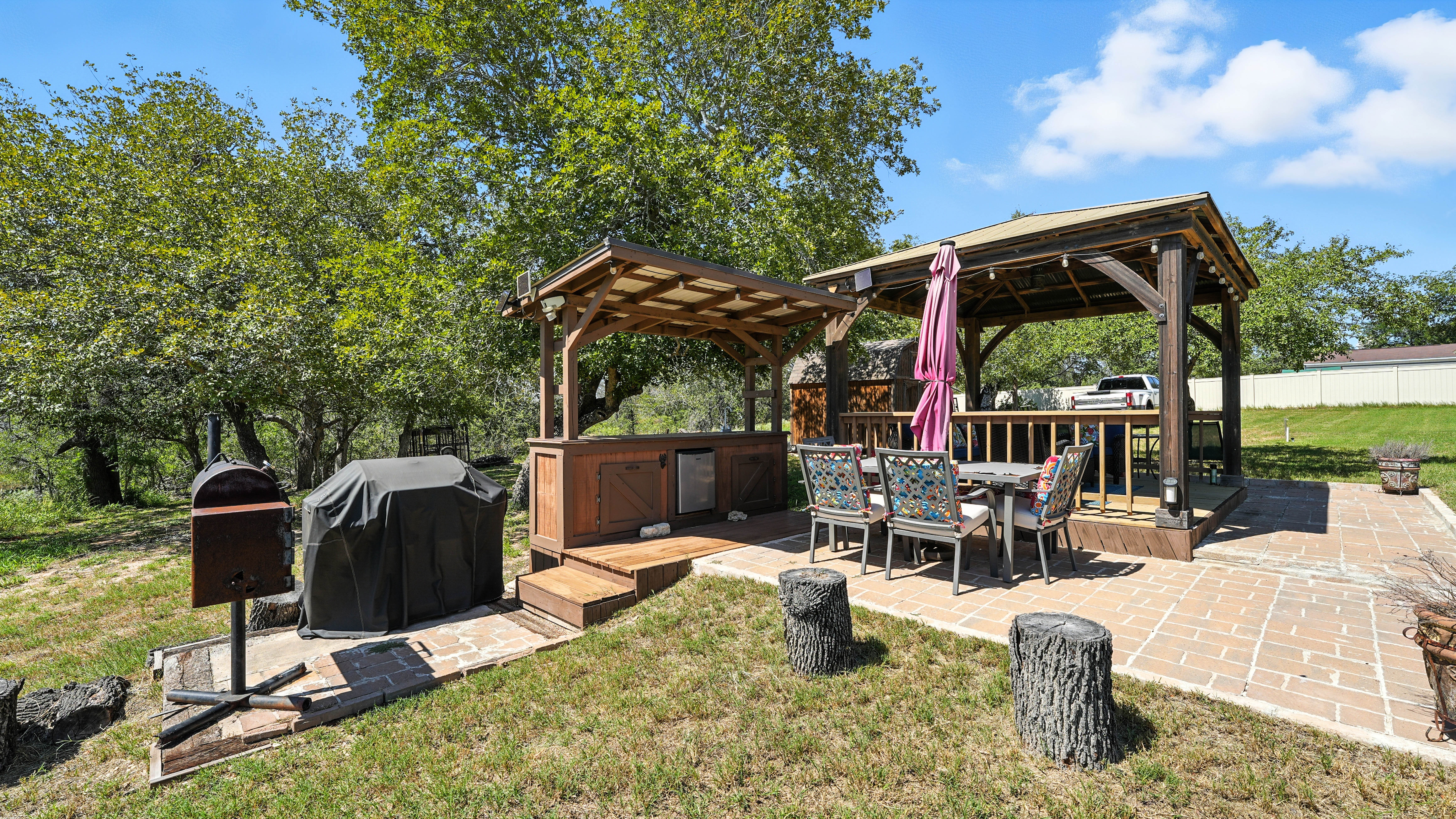 Floresville, Texas, 78114, United States, 3 Bedrooms Bedrooms, ,2 BathroomsBathrooms,Residential,For Sale,1978847