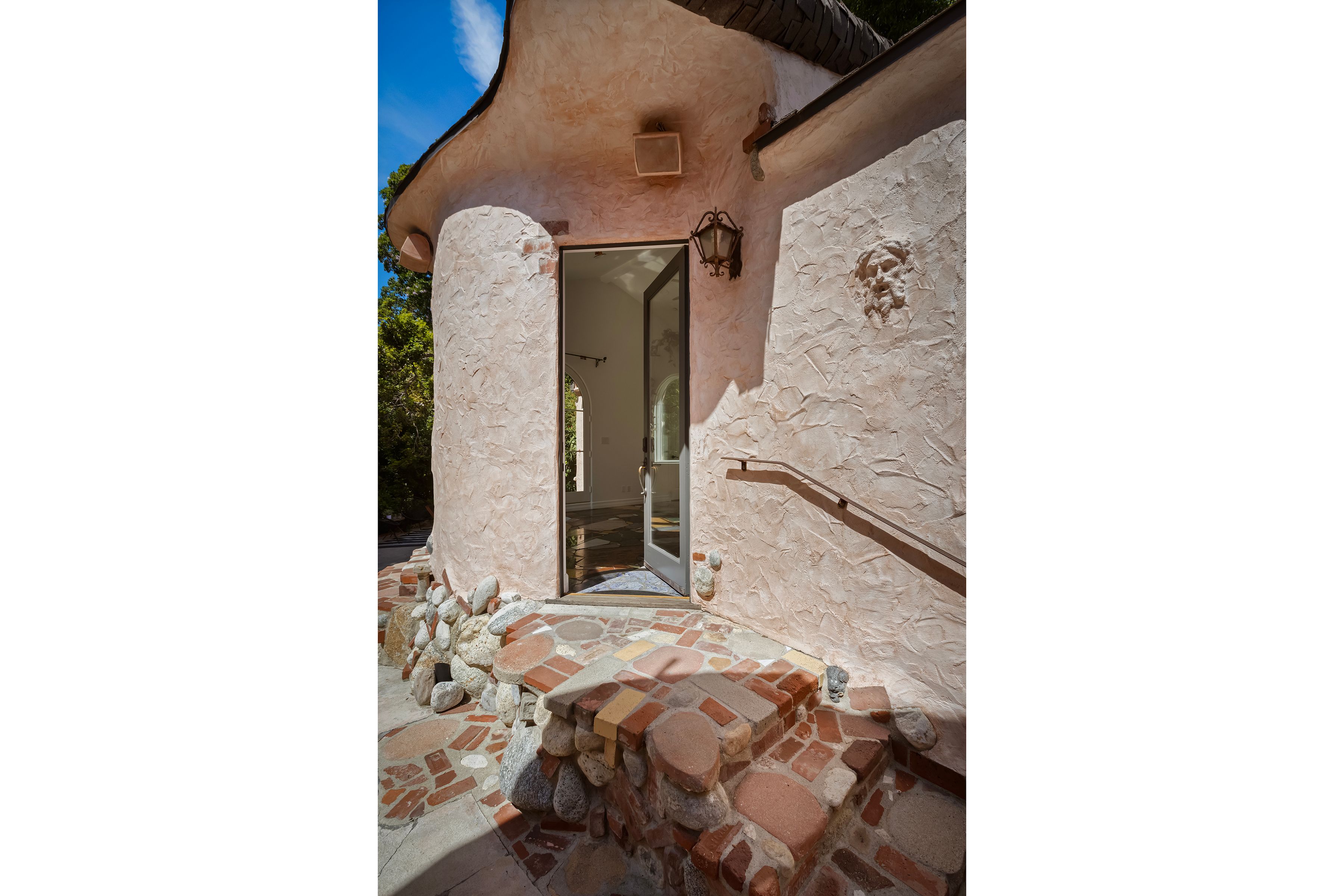  A Storybook Compound - 物件實景