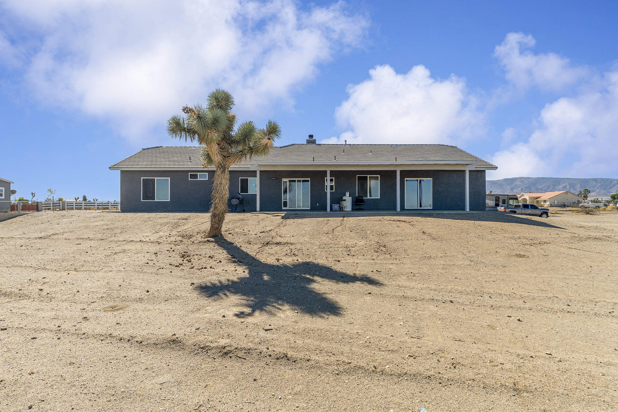 Pinon Hills, California, 92371, United States, 3 Bedrooms Bedrooms, ,2 BathroomsBathrooms,Residential,For Sale,1986100