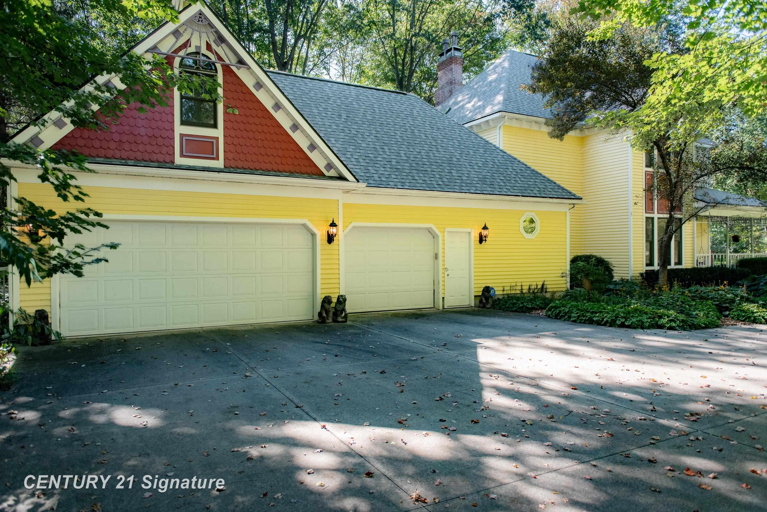 Midland, Michigan, 48642, United States, 5 Bedrooms Bedrooms, ,6 BathroomsBathrooms,Residential,For Sale,1977241