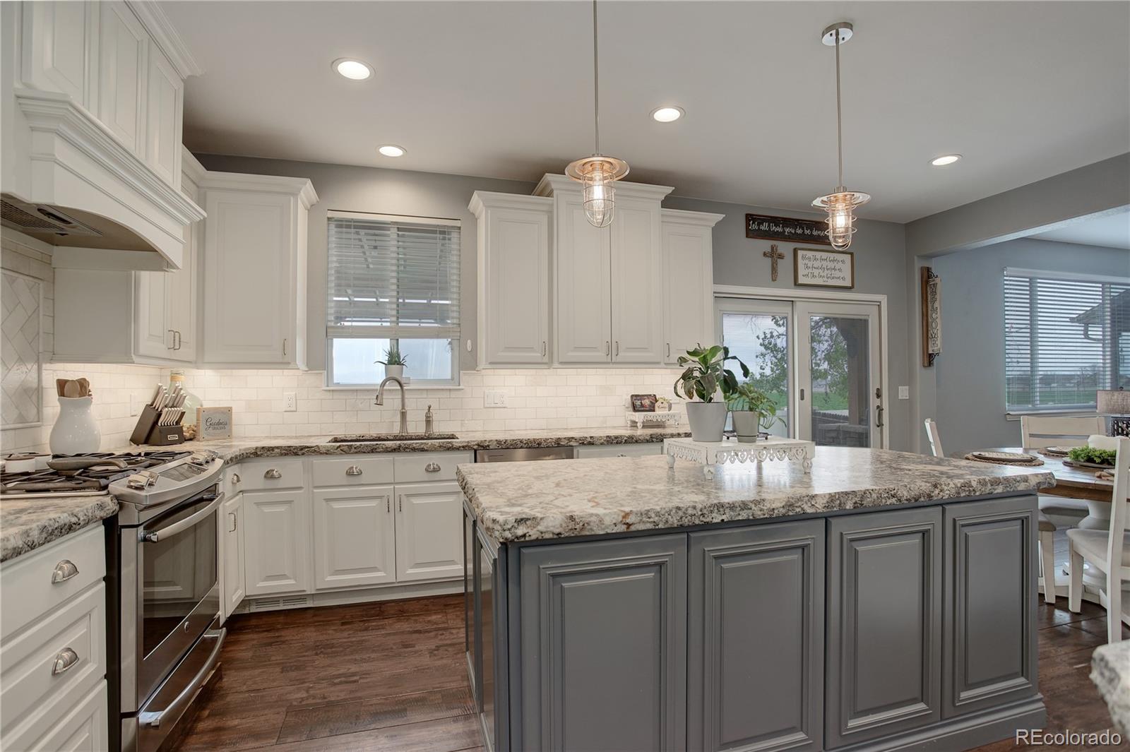 Henderson, Colorado, 80640, United States, 5 Bedrooms Bedrooms, ,3 BathroomsBathrooms,Residential,For Sale,2002056