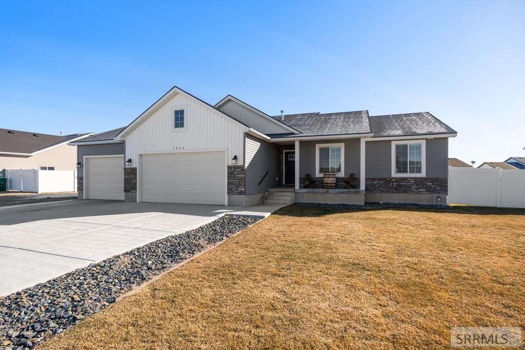 IDAHO FALLS, Idaho, 83401, United States, 4 Bedrooms Bedrooms, ,3 BathroomsBathrooms,Residential,For Sale,2013508