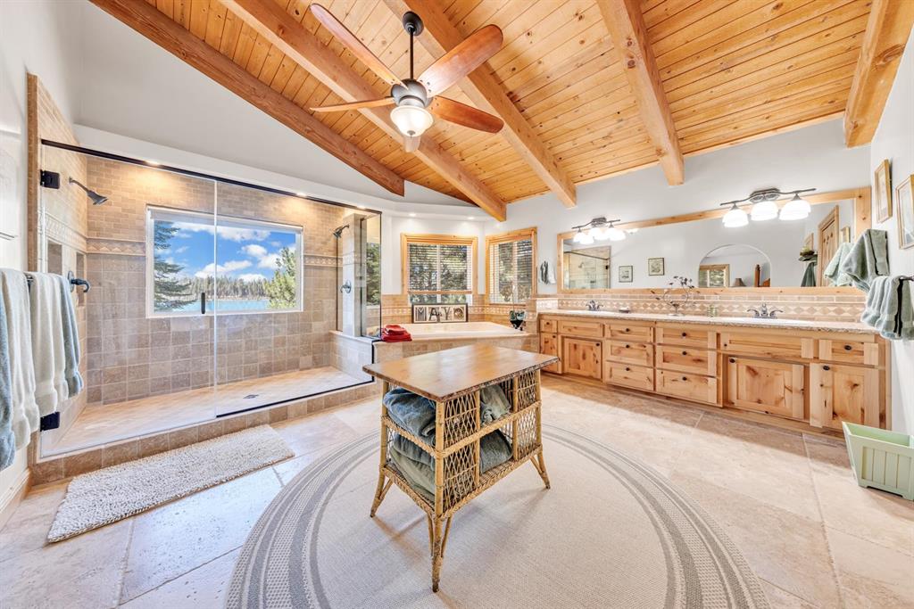 Lake Almanor West, California, 96020, United States, 6 Bedrooms Bedrooms, ,4 BathroomsBathrooms,Residential,For Sale,1950593