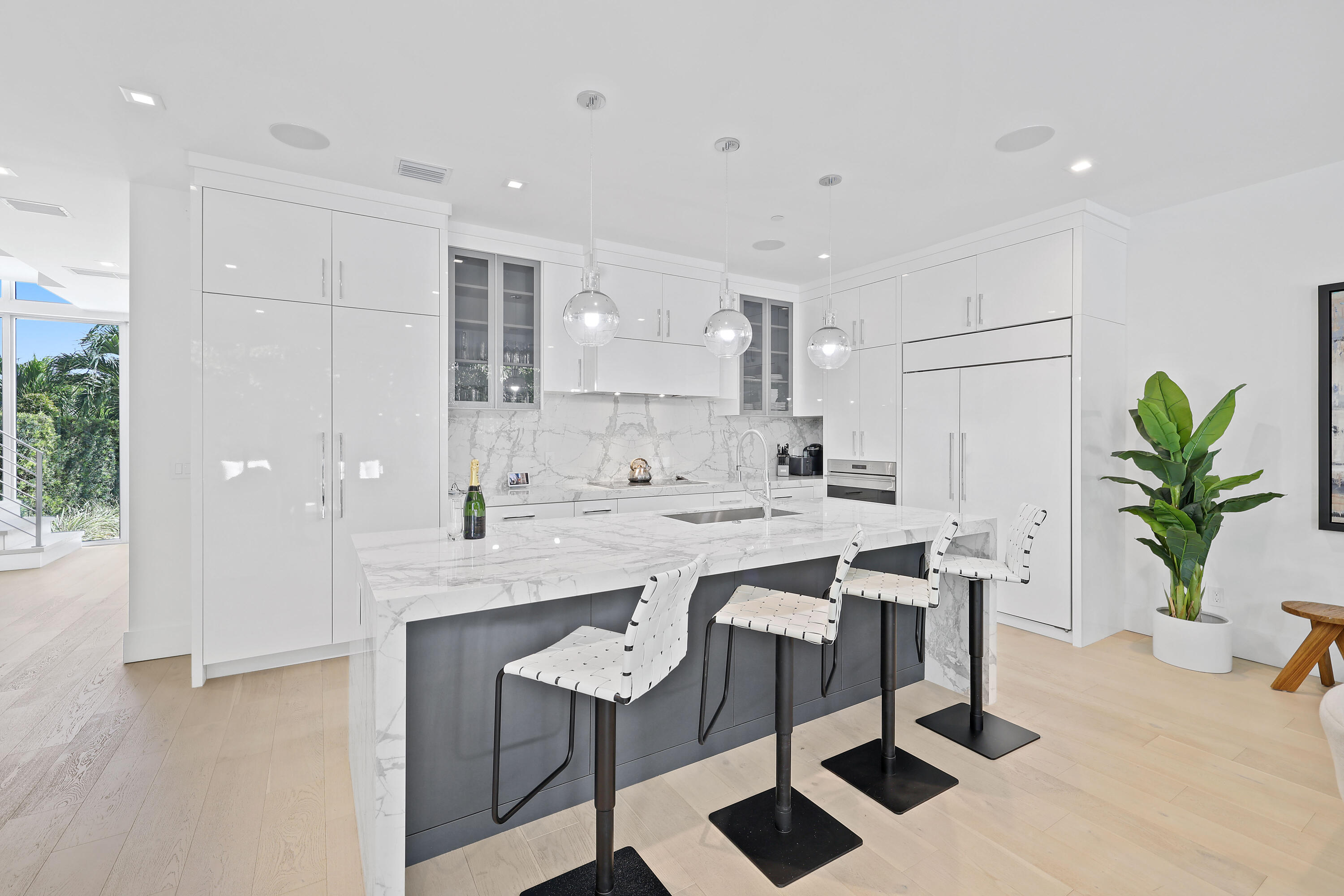 Delray Beach, Florida, 33483, United States, 3 Bedrooms Bedrooms, ,4 BathroomsBathrooms,Residential,For Sale,1940237