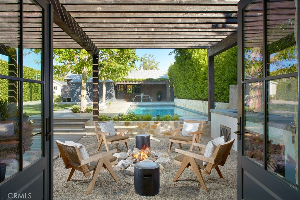 Newport Beach, California, 92660, United States, 4 Bedrooms Bedrooms, ,3 BathroomsBathrooms,Residential,For Sale,1927269