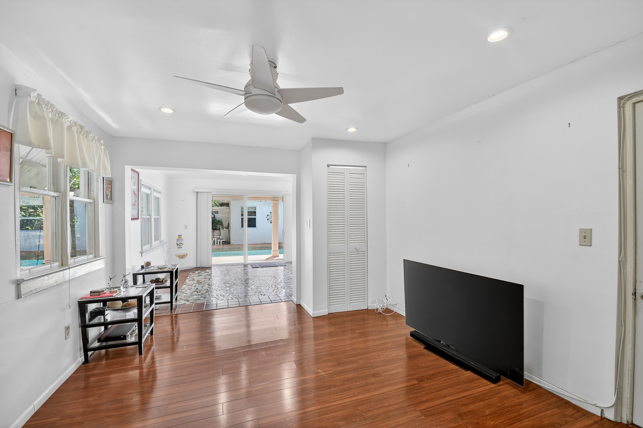  328 Monroe Drive - 物件實景