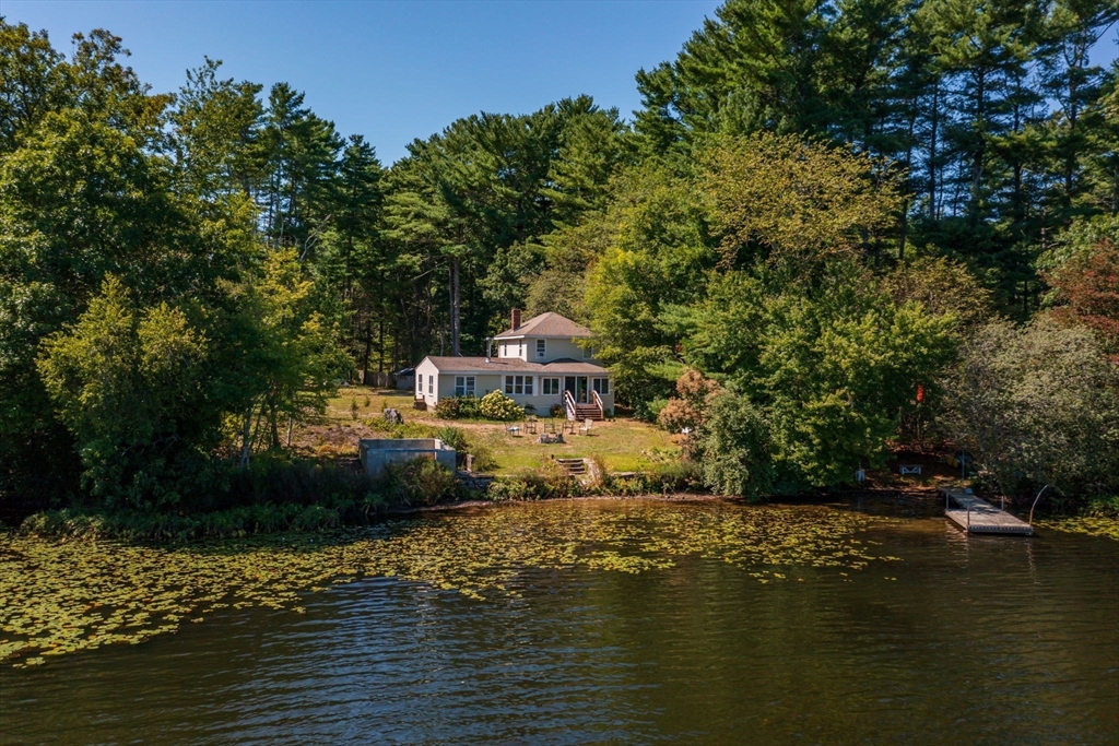 Hanson, Massachusetts, 02341, United States, 3 Bedrooms Bedrooms, ,2 BathroomsBathrooms,Residential,For Sale,1938921