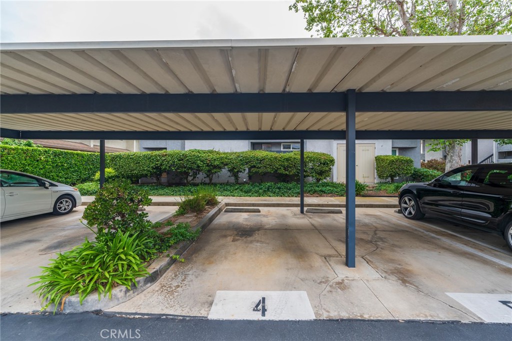 Huntington Beach, California, 92648, United States, 1 Bedroom Bedrooms, ,1 BathroomBathrooms,Residential,For Sale,1969398