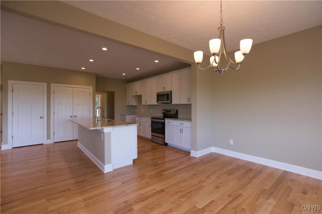 Baldwinsville, New York, 13027, United States, 4 Bedrooms Bedrooms, ,3 BathroomsBathrooms,Residential,For Sale,1686652