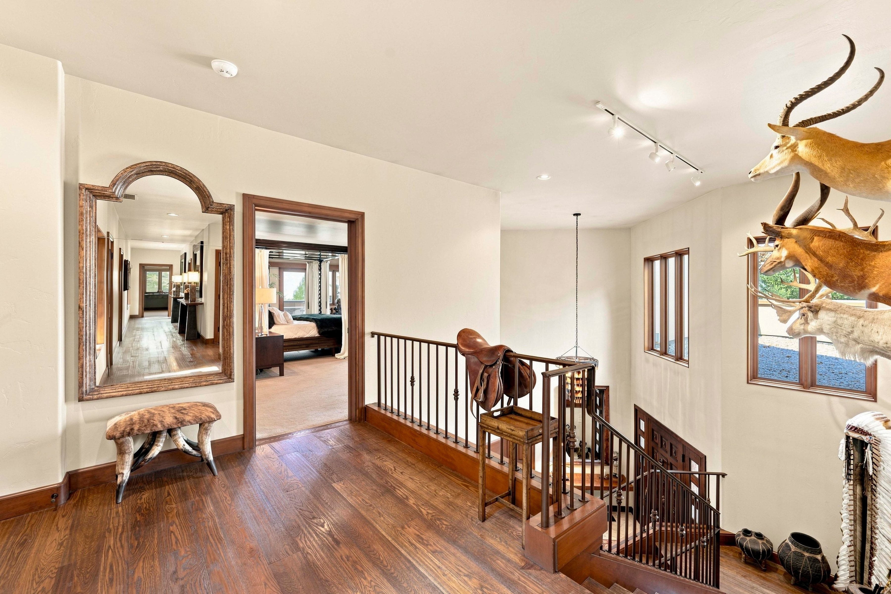 Nothing Compares to an Exquisite Bigwood Residence - 物件實景
