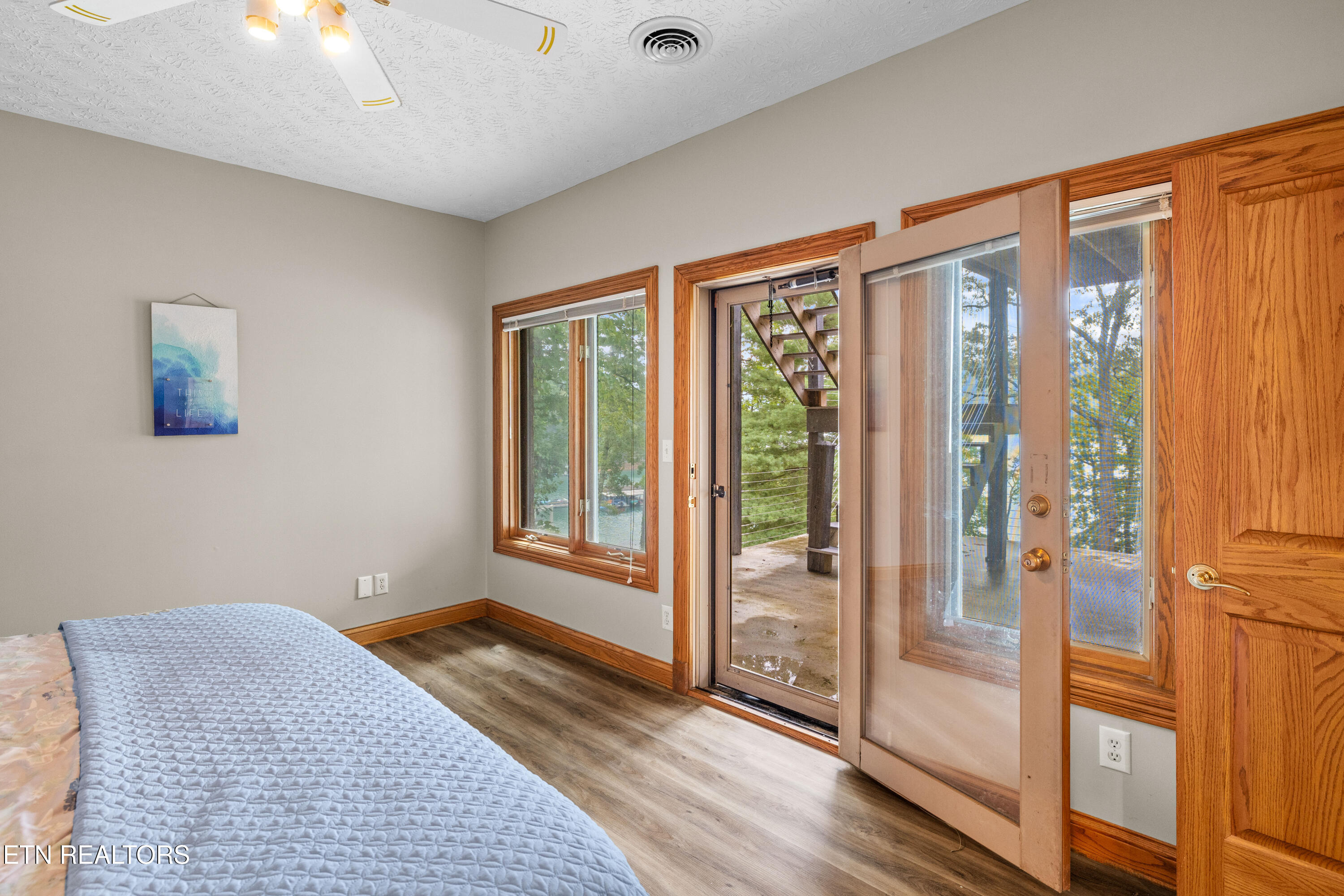 LaFollette, Tennessee, 37766, United States, 3 Bedrooms Bedrooms, ,4 BathroomsBathrooms,Residential,For Sale,1979718