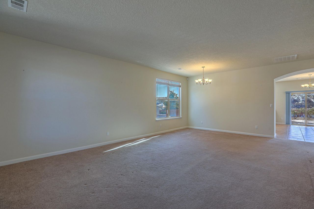 Rio Rancho, New Mexico, 87124, United States, 4 Bedrooms Bedrooms, ,3 BathroomsBathrooms,Residential,For Sale,1987621