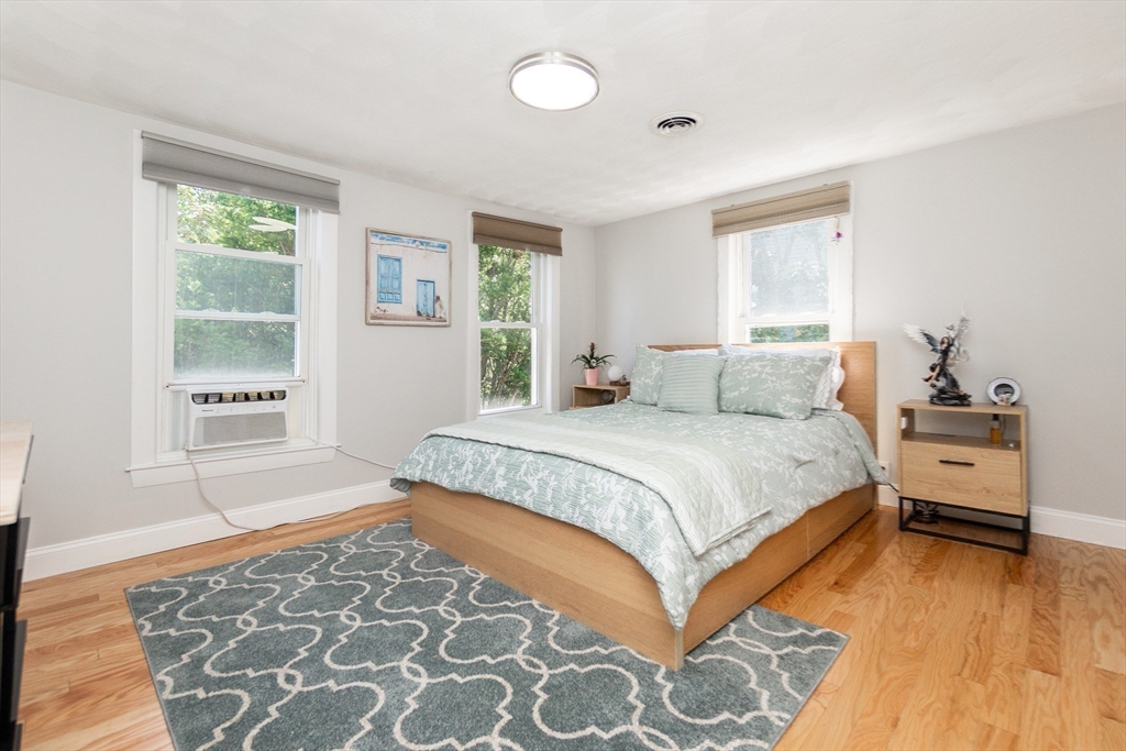 Winthrop, Massachusetts, 02152, United States, 6 Bedrooms Bedrooms, ,3 BathroomsBathrooms,Residential,For Sale,1904255