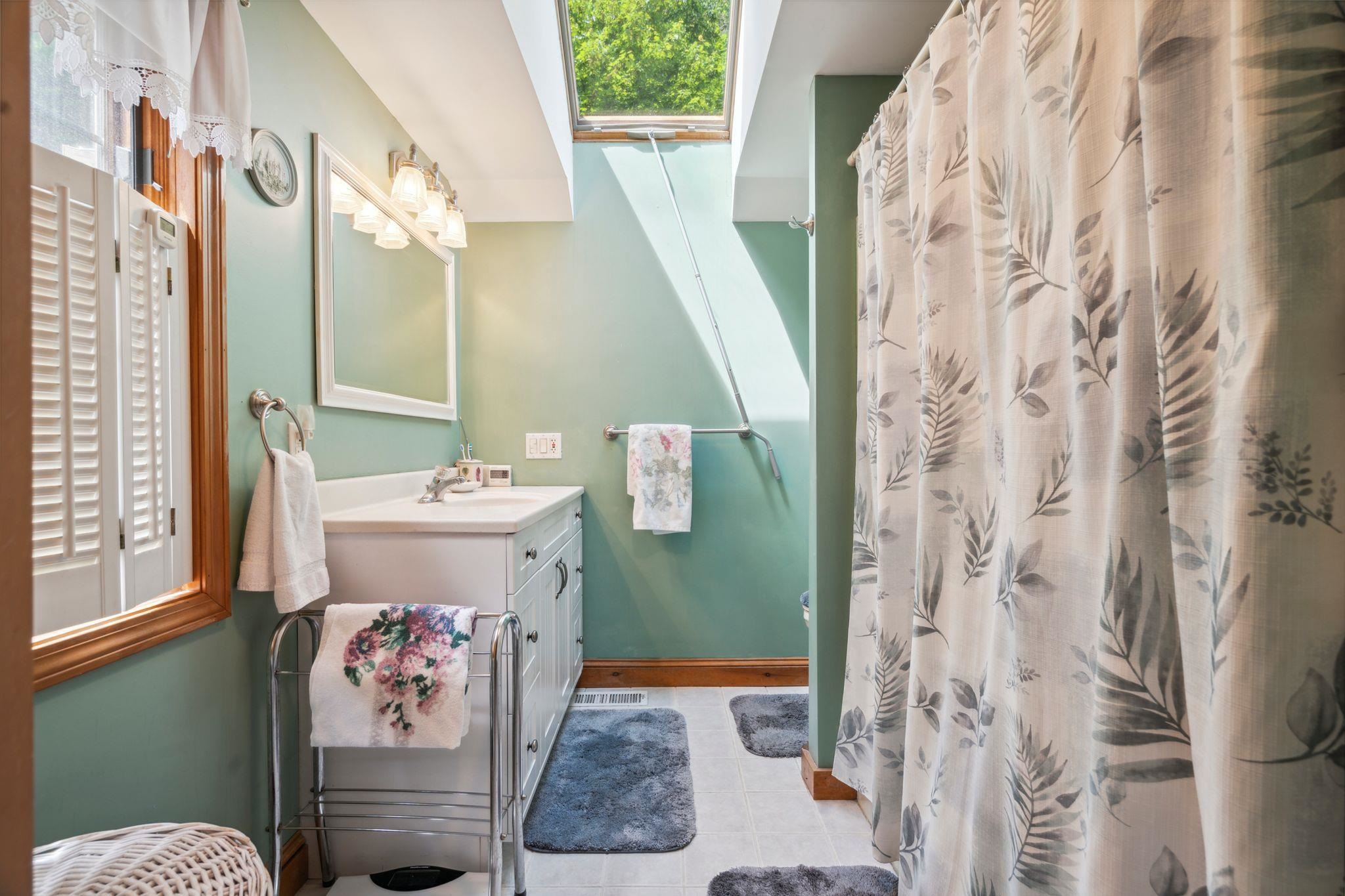 7-9 Bell Cove Extension, Newbury, New Hampshire, 03255, United States, 3 Bedrooms Bedrooms, ,2 BathroomsBathrooms,Residential,For Sale,7-9 Bell Cove Extension,1616354