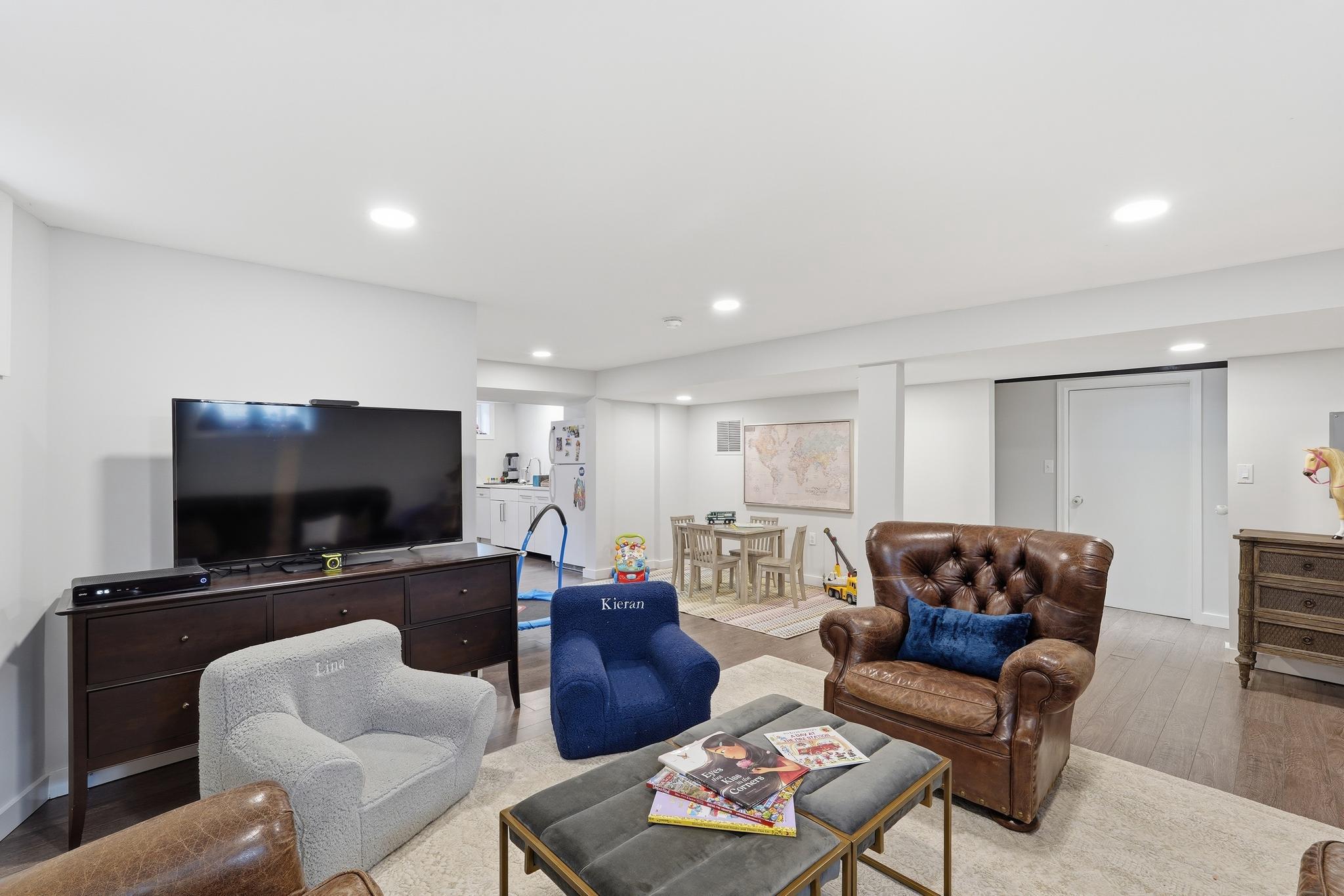  2812 34th Street NW, Washington, DC, 20008 - 物件實景