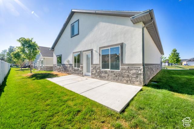 Syracuse, Utah, 84075, United States, 4 Bedrooms Bedrooms, ,3 BathroomsBathrooms,Residential,For Sale,1928741
