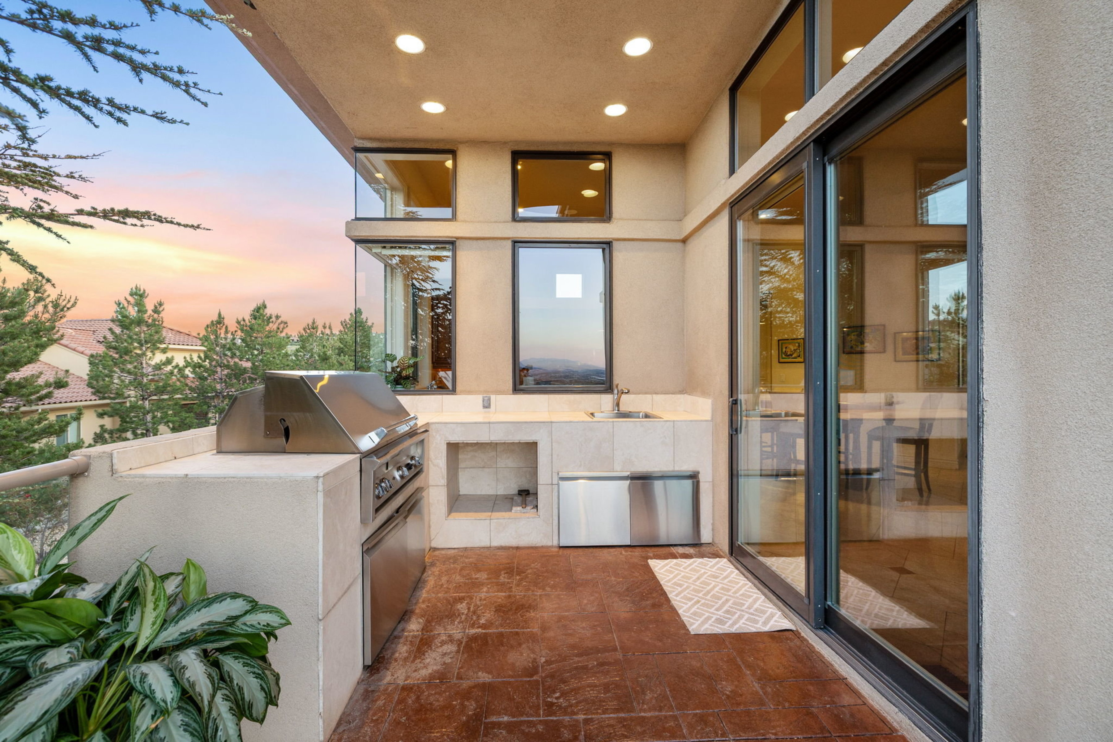  Stunning Custom Home with Breathtaking Views in Reno - 物件實景