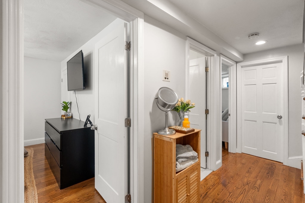 Boston, Massachusetts, 02127, United States, 2 Bedrooms Bedrooms, ,2 BathroomsBathrooms,Residential,For Sale,1939298