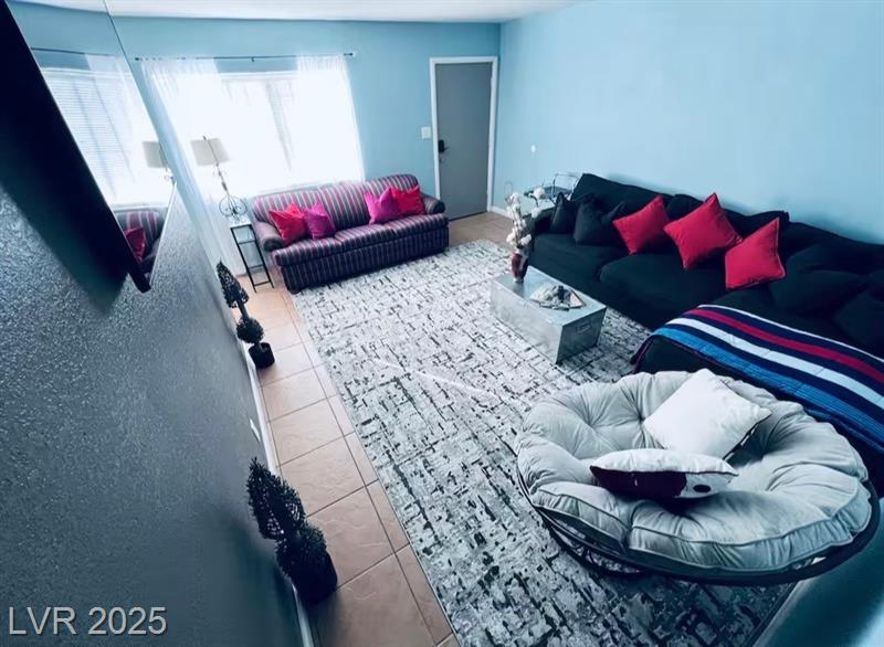 Las Vegas, Nevada, 89106, United States, 4 Bedrooms Bedrooms, ,4 BathroomsBathrooms,Residential,For Sale,1979989