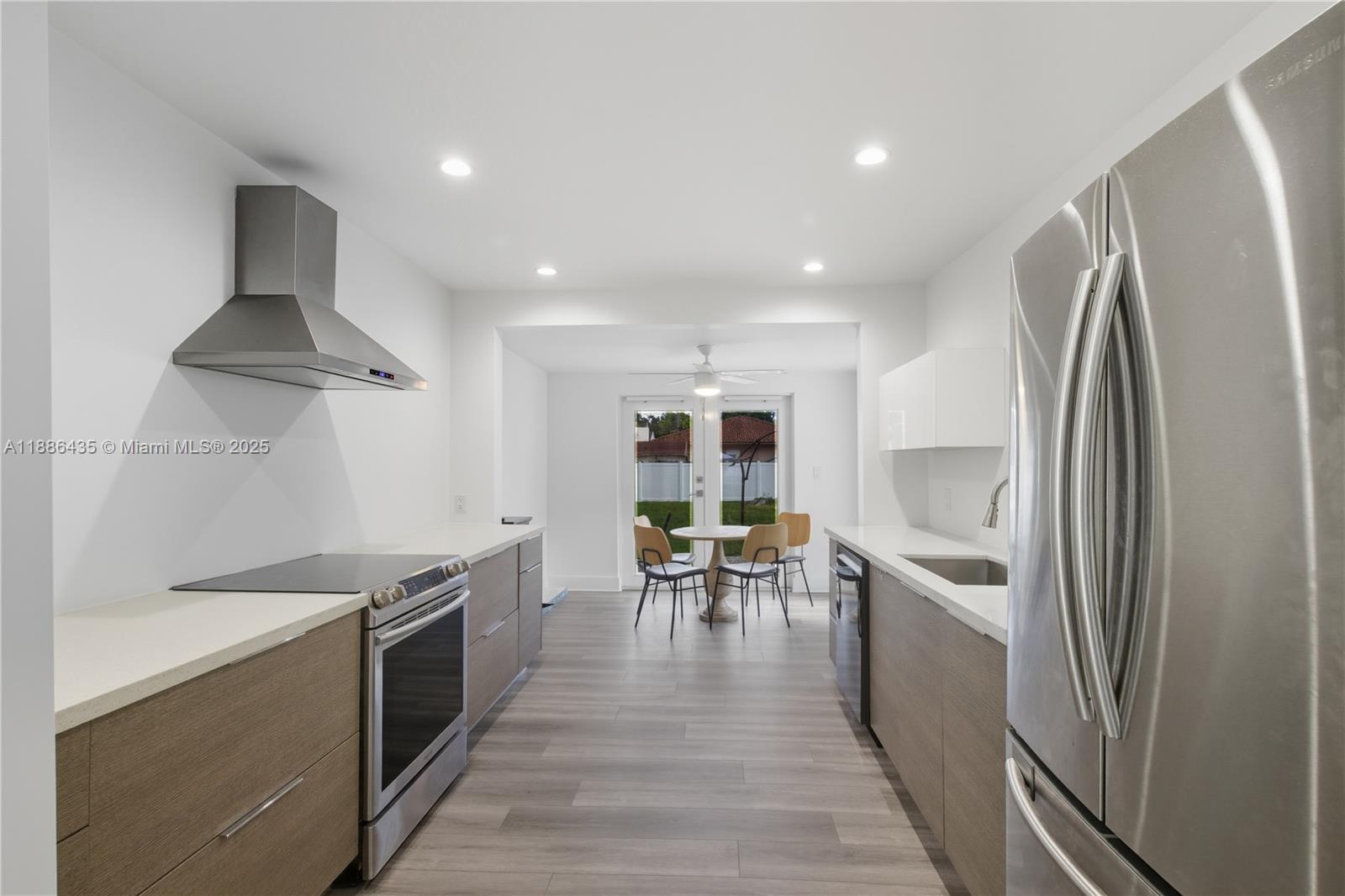 Miami, Florida, 33125, United States, 2 Bedrooms Bedrooms, ,1 BathroomBathrooms,Residential,For Sale,1954935