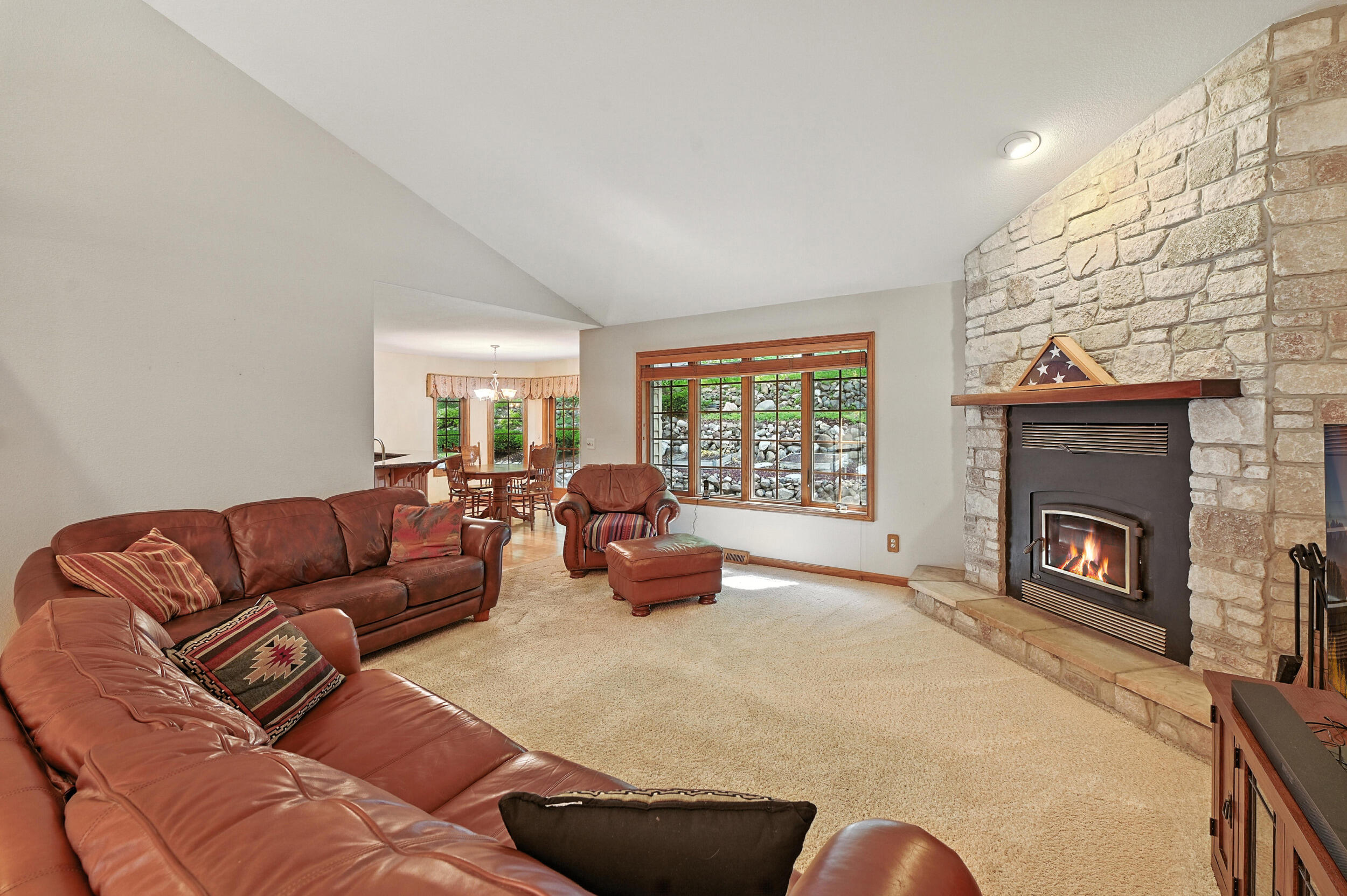Slinger, Wisconsin, 53086, United States, 4 Bedrooms Bedrooms, ,3 BathroomsBathrooms,Residential,For Sale,1940965