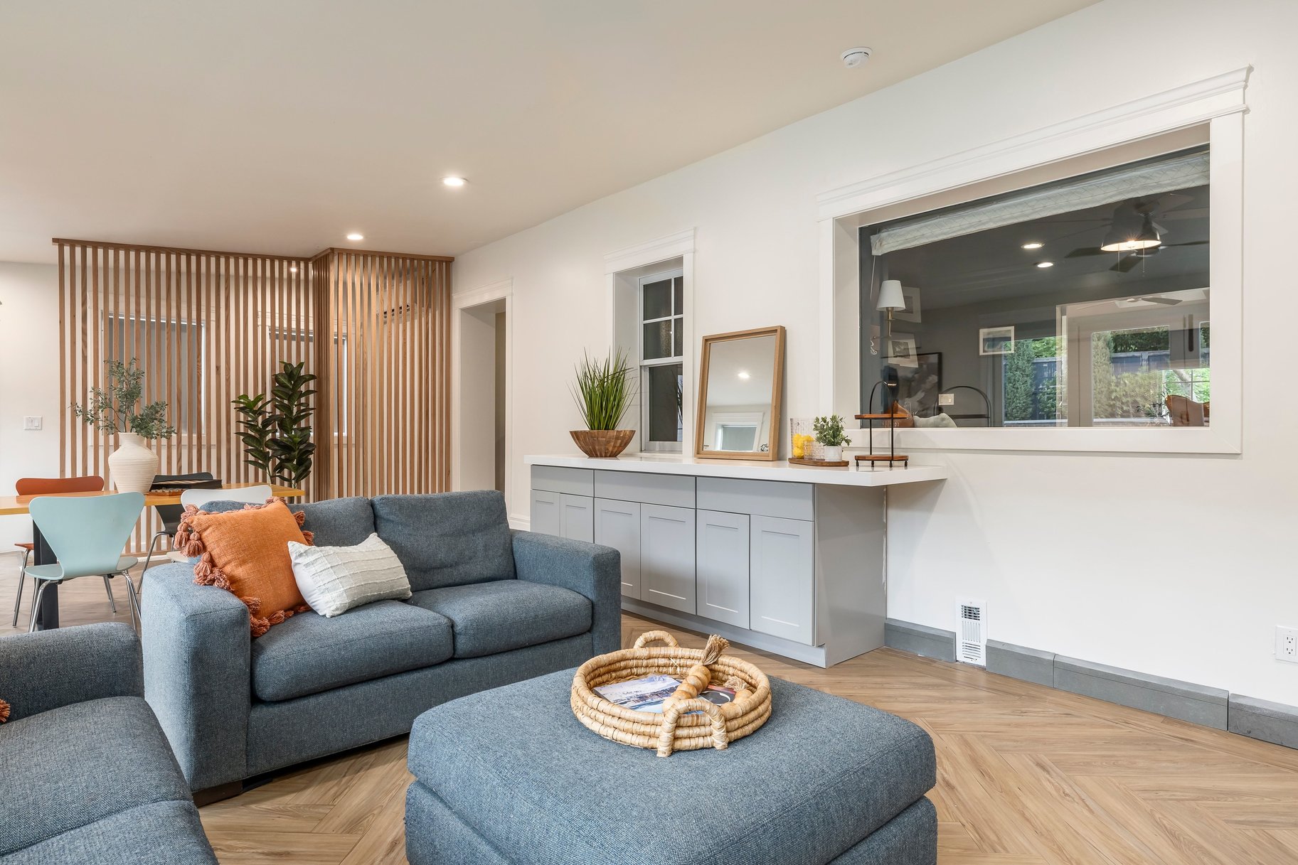  Renovated Country Club Home Designed for Entertaining and Everyday Living - 物件實景