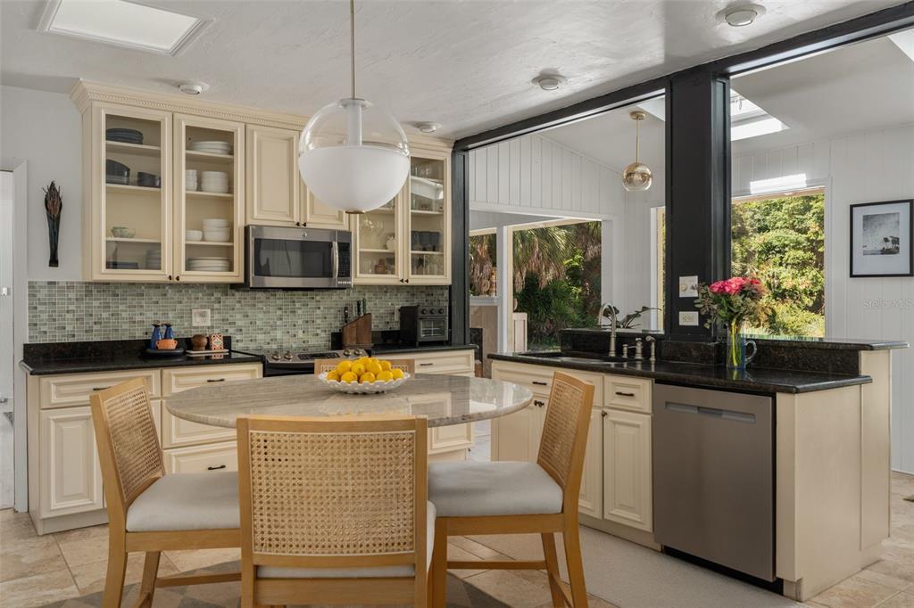 Gainesville, Florida, 32605, United States, 4 Bedrooms Bedrooms, ,3 BathroomsBathrooms,Residential,For Sale,1989463