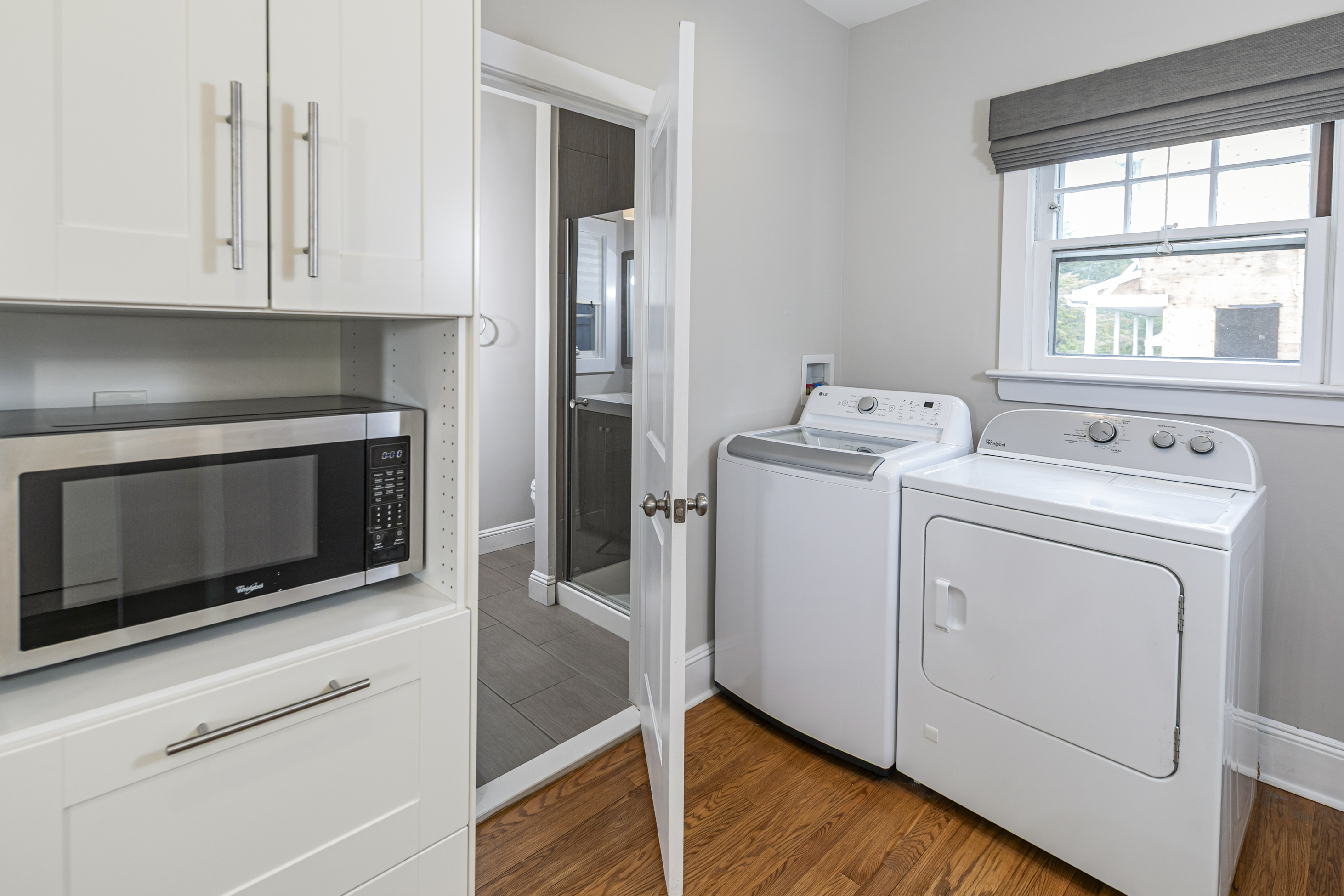  Pretty Porch, Polished Wood Floors, Prime Princeton Location - 物件實景