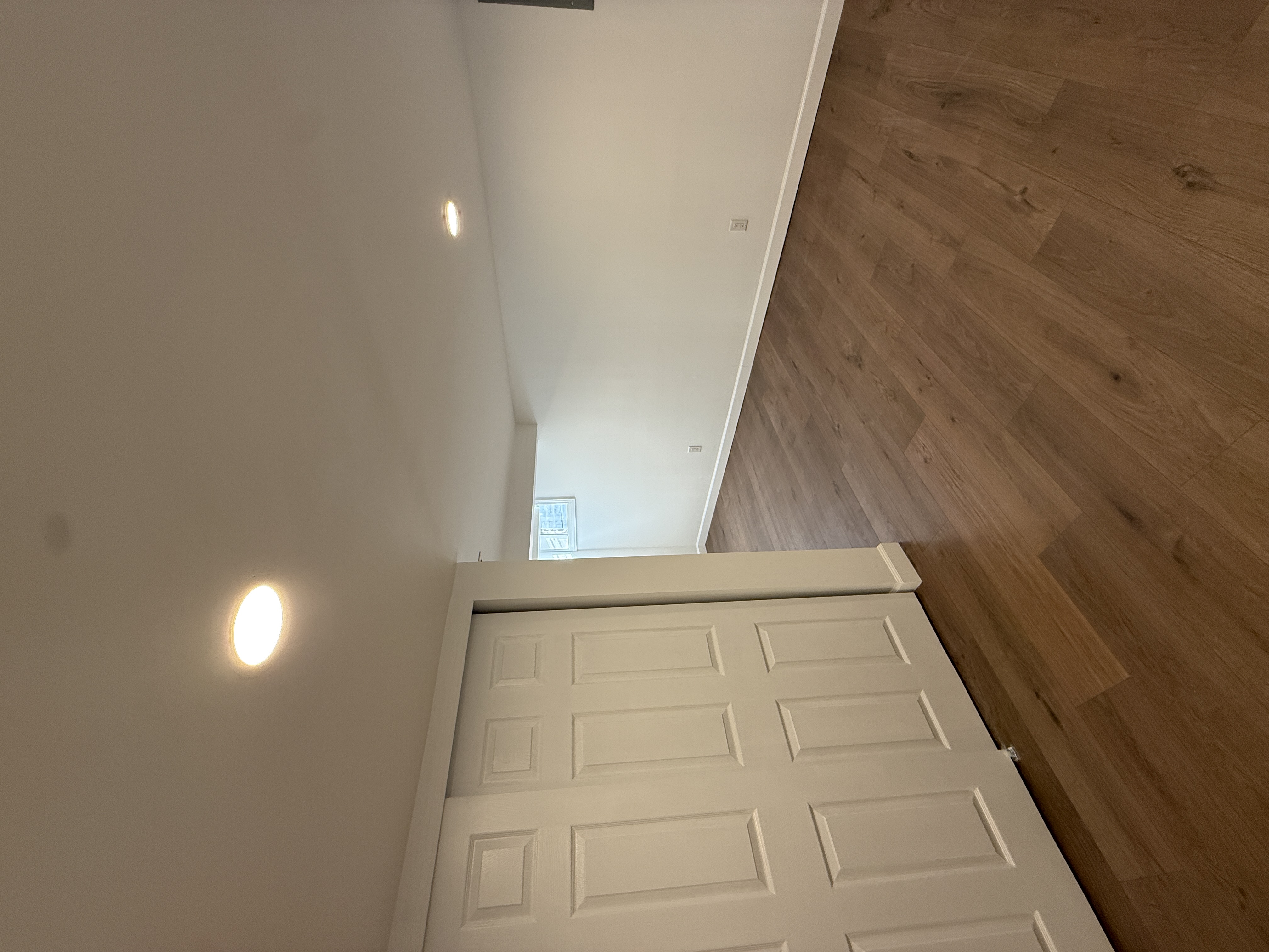 West Islip, New York, 11795, United States, 2 Bedrooms Bedrooms, ,Residential,For Sale,2007437