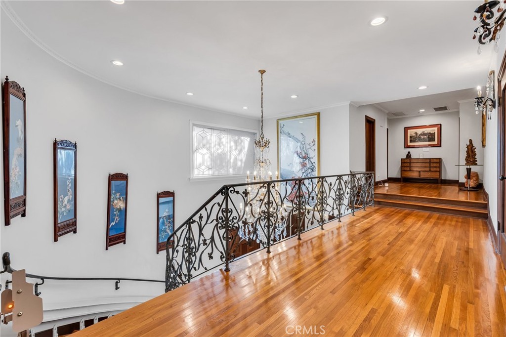 San Marino, California, 91108, United States, 5 Bedrooms Bedrooms, ,6 BathroomsBathrooms,Residential,For Sale,1686890