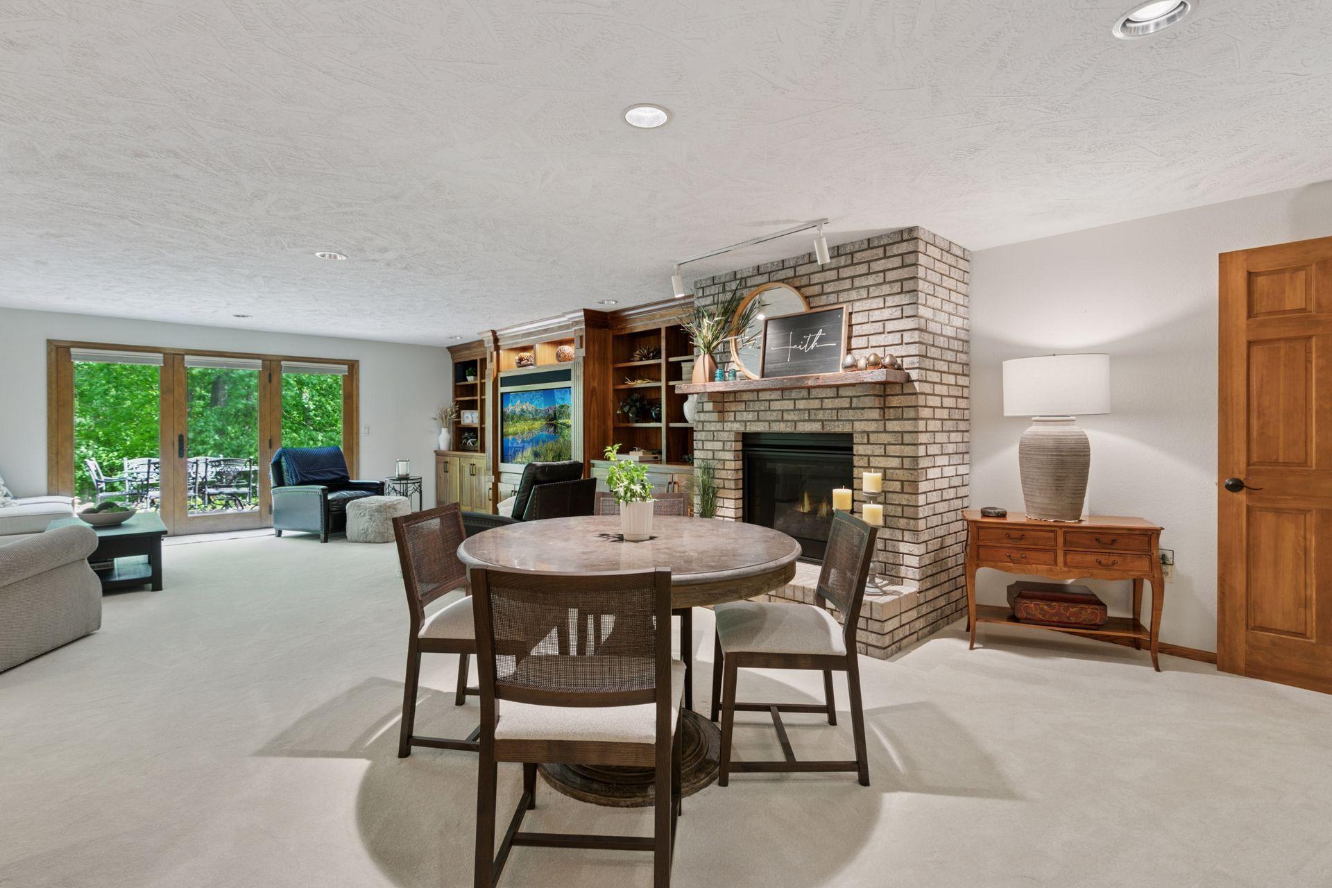 Chanhassen, Minnesota, 55318, United States, 5 Bedrooms Bedrooms, ,2 BathroomsBathrooms,Residential,For Sale,1847378