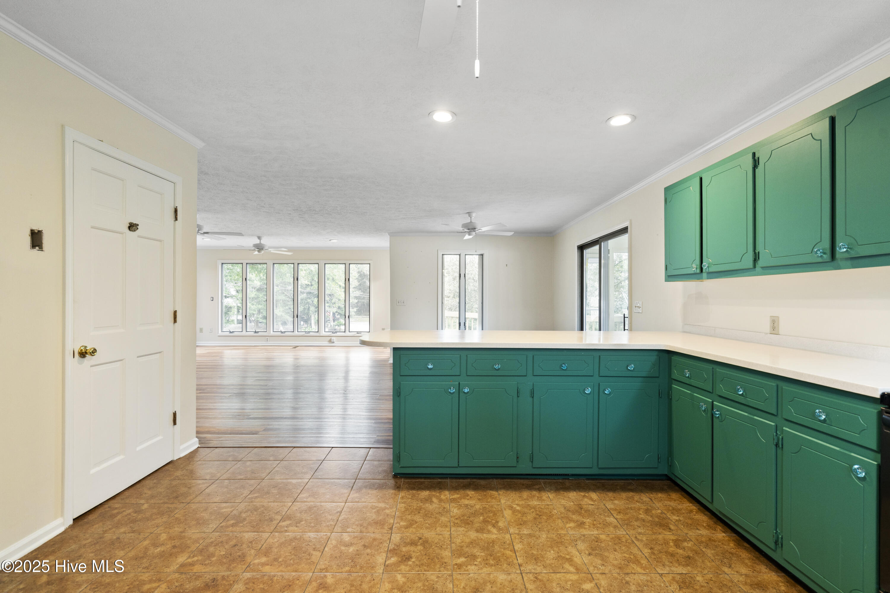 Emerald Isle, North Carolina, 28594, United States, 3 Bedrooms Bedrooms, ,3 BathroomsBathrooms,Residential,For Sale,1991113