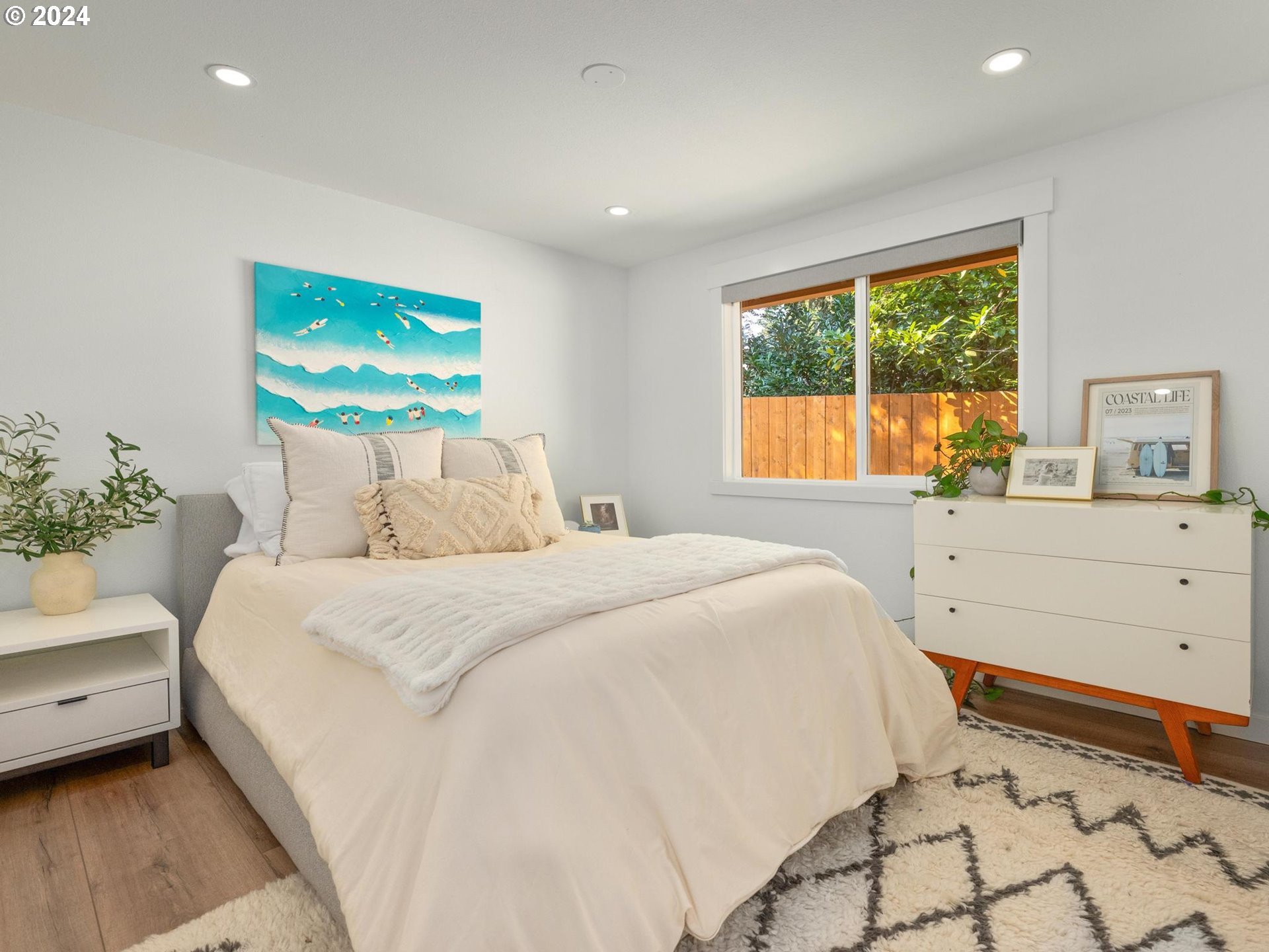 818 Ash St, Lake Oswego, Oregon, 97034, United States, 3 Bedrooms Bedrooms, ,2 BathroomsBathrooms,Residential,For Sale,818 Ash St,1602633