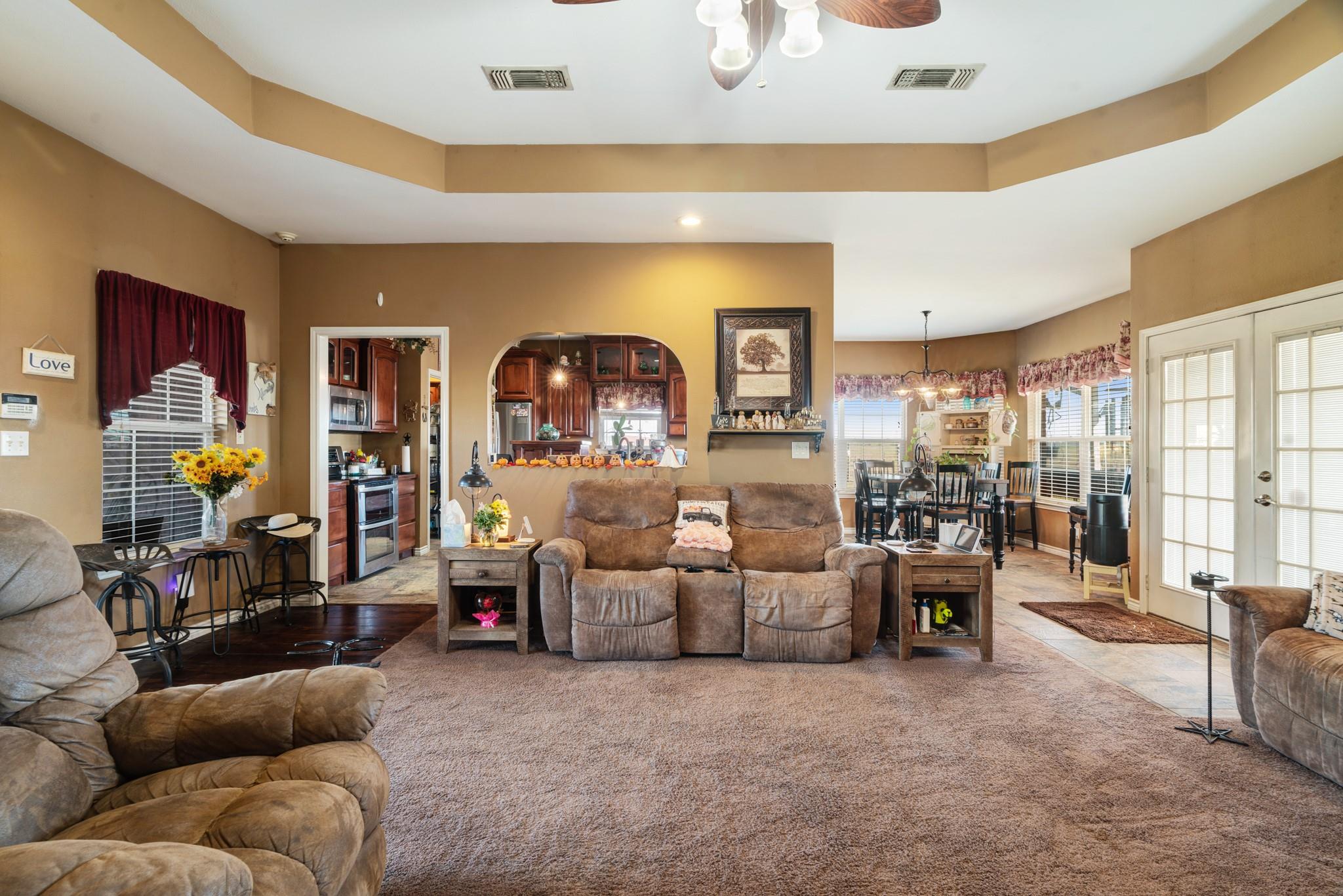 Deport, Texas, 75436, United States, 3 Bedrooms Bedrooms, ,3 BathroomsBathrooms,Residential,For Sale,1982832