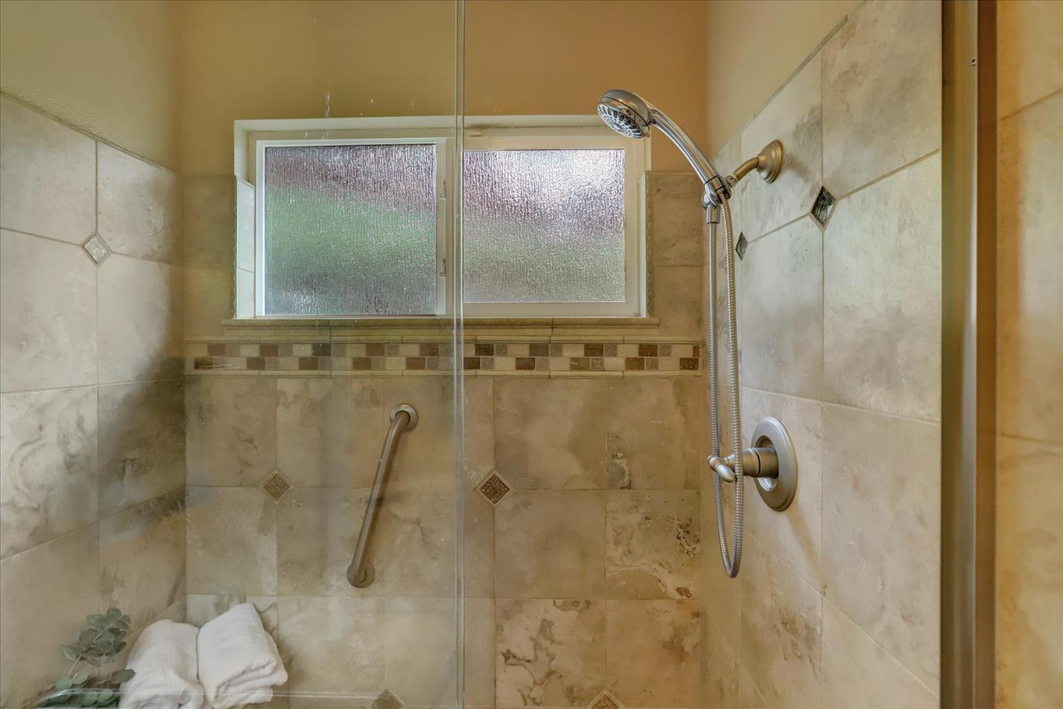 Grass Valley, California, 95945, United States, 3 Bedrooms Bedrooms, ,3 BathroomsBathrooms,Residential,For Sale,2012341