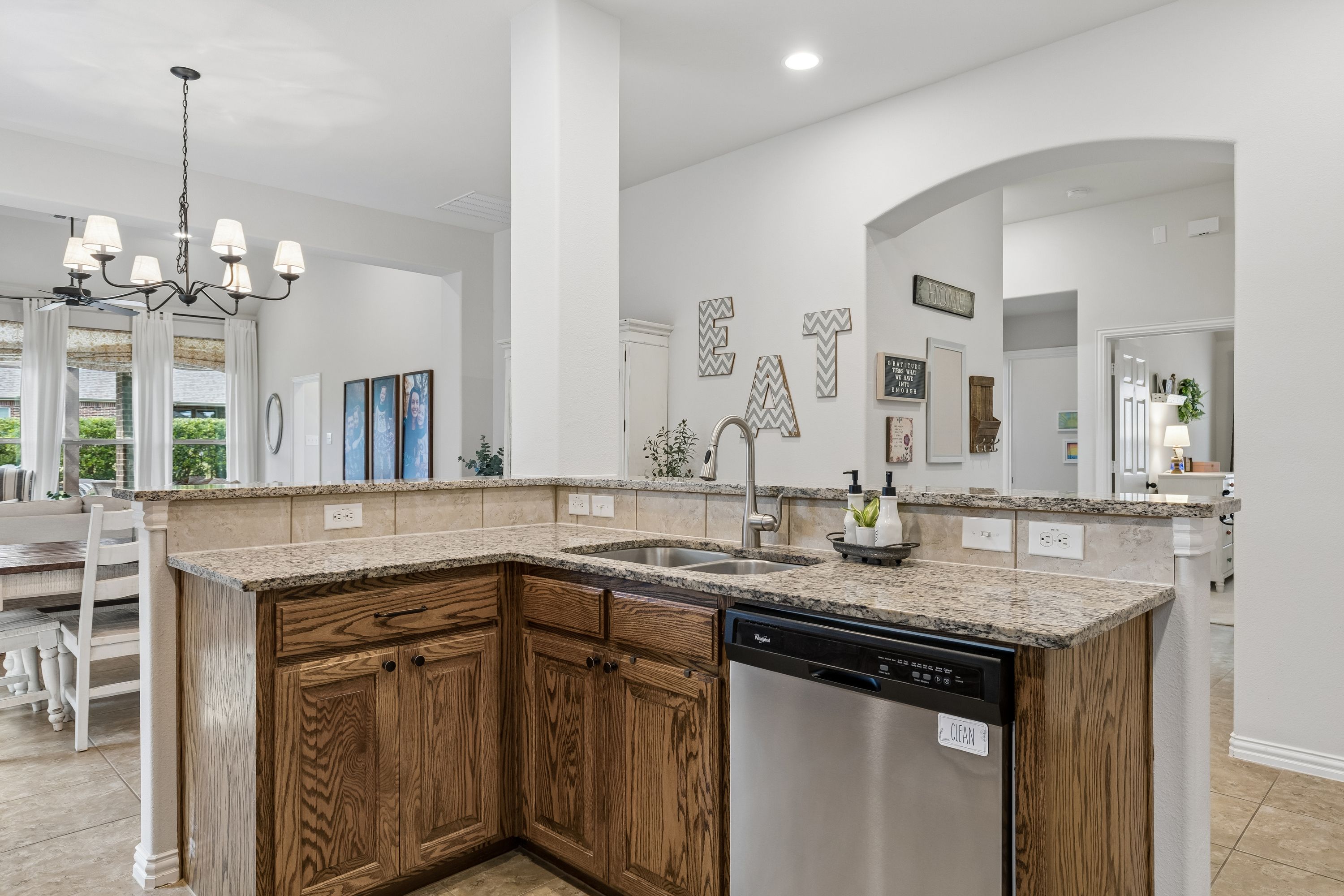  A Home That Connects You to Trail, Nature, and Everyday Ease - 物件實景