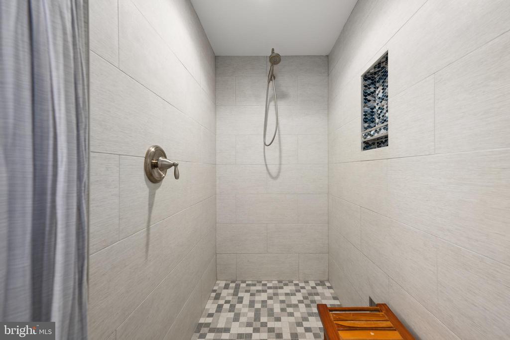 Milton, Delaware, 19968, United States, 4 Bedrooms Bedrooms, ,3 BathroomsBathrooms,Residential,For Sale,1901176