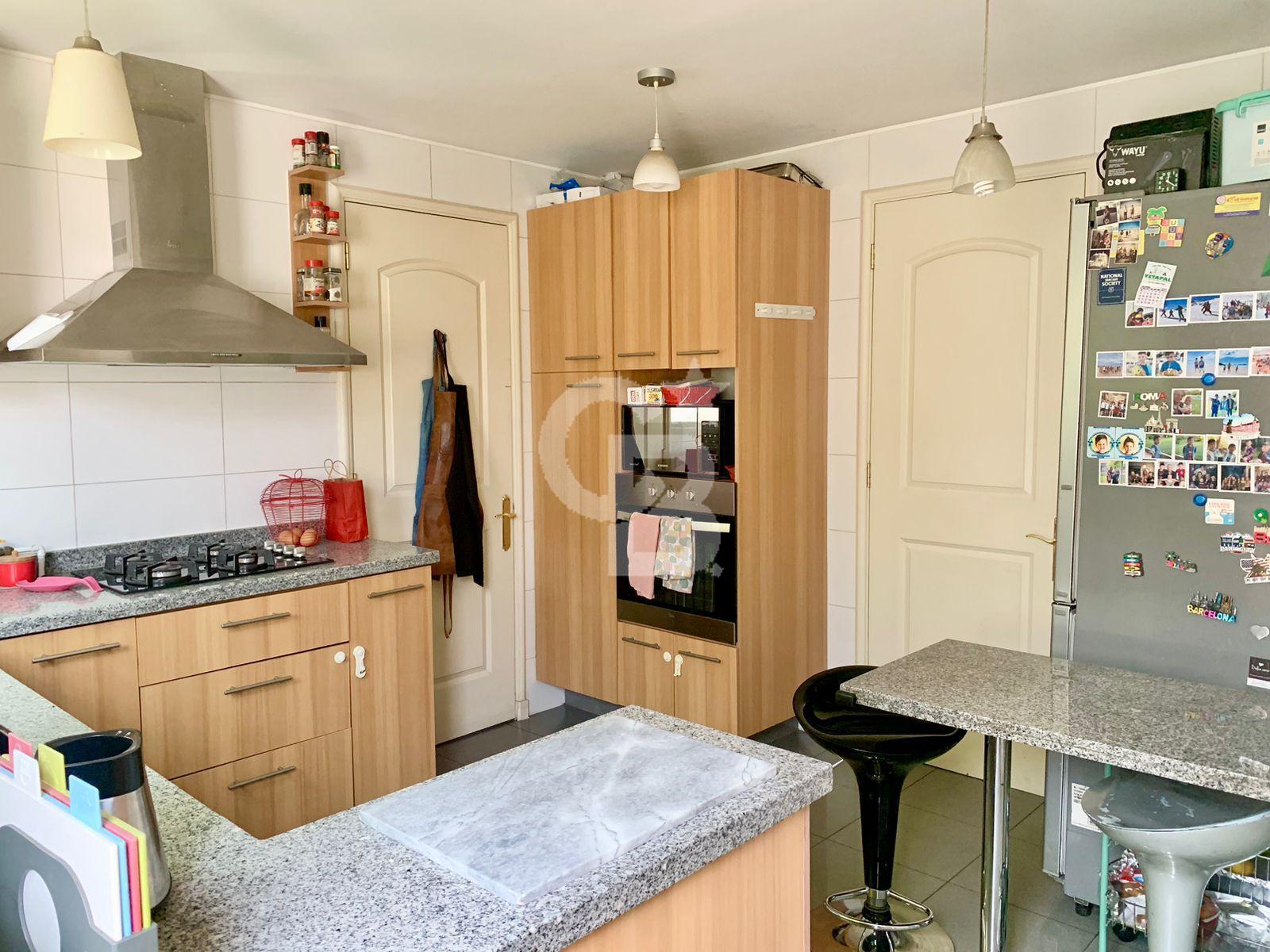 Lo Barnechea, Chile, 5 Bedrooms Bedrooms, ,4 BathroomsBathrooms,Residential,For Sale,1992100